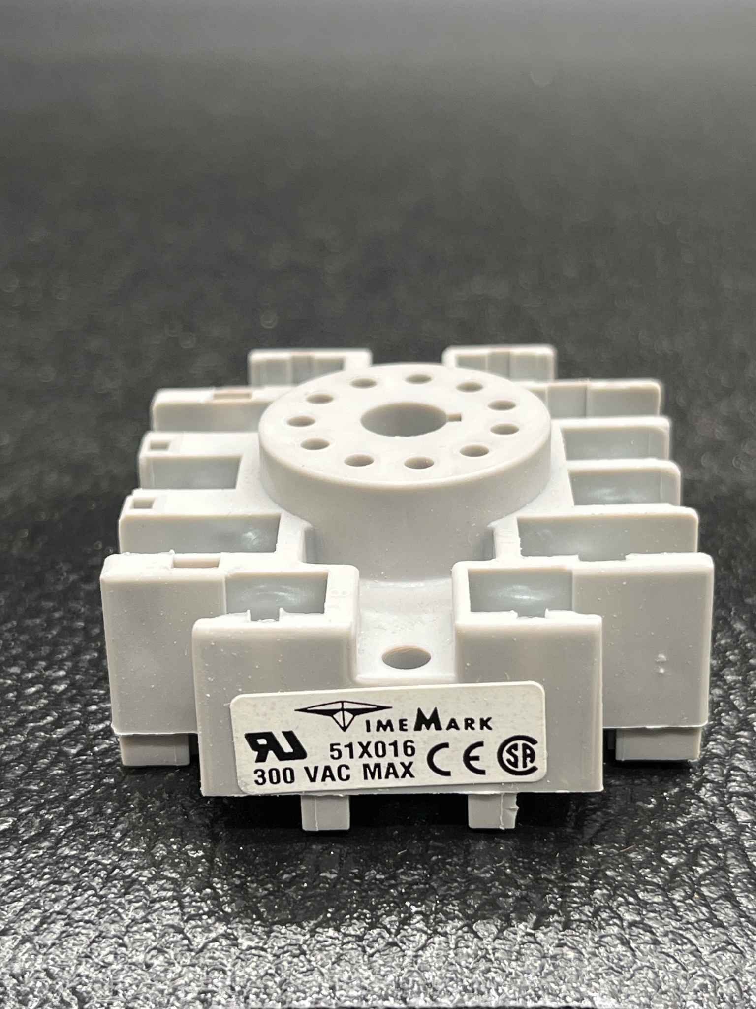 TIME MARK 51X00016-01 11 Pin Socket w/P.C. DIN Rail NEW 6