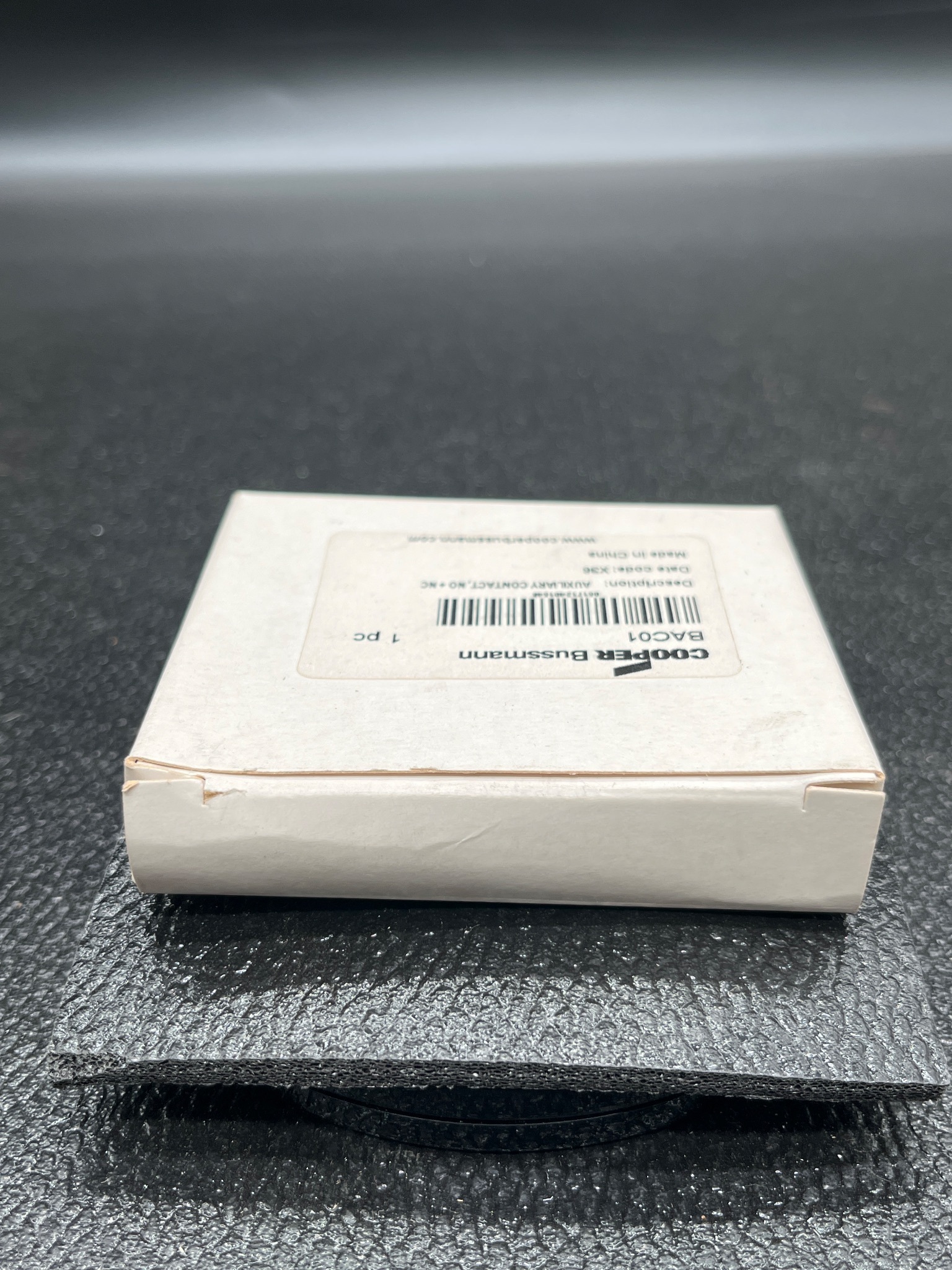 COOPER BUSSMANN BAC01 Auxiliary Contact NO + NC NEW 2