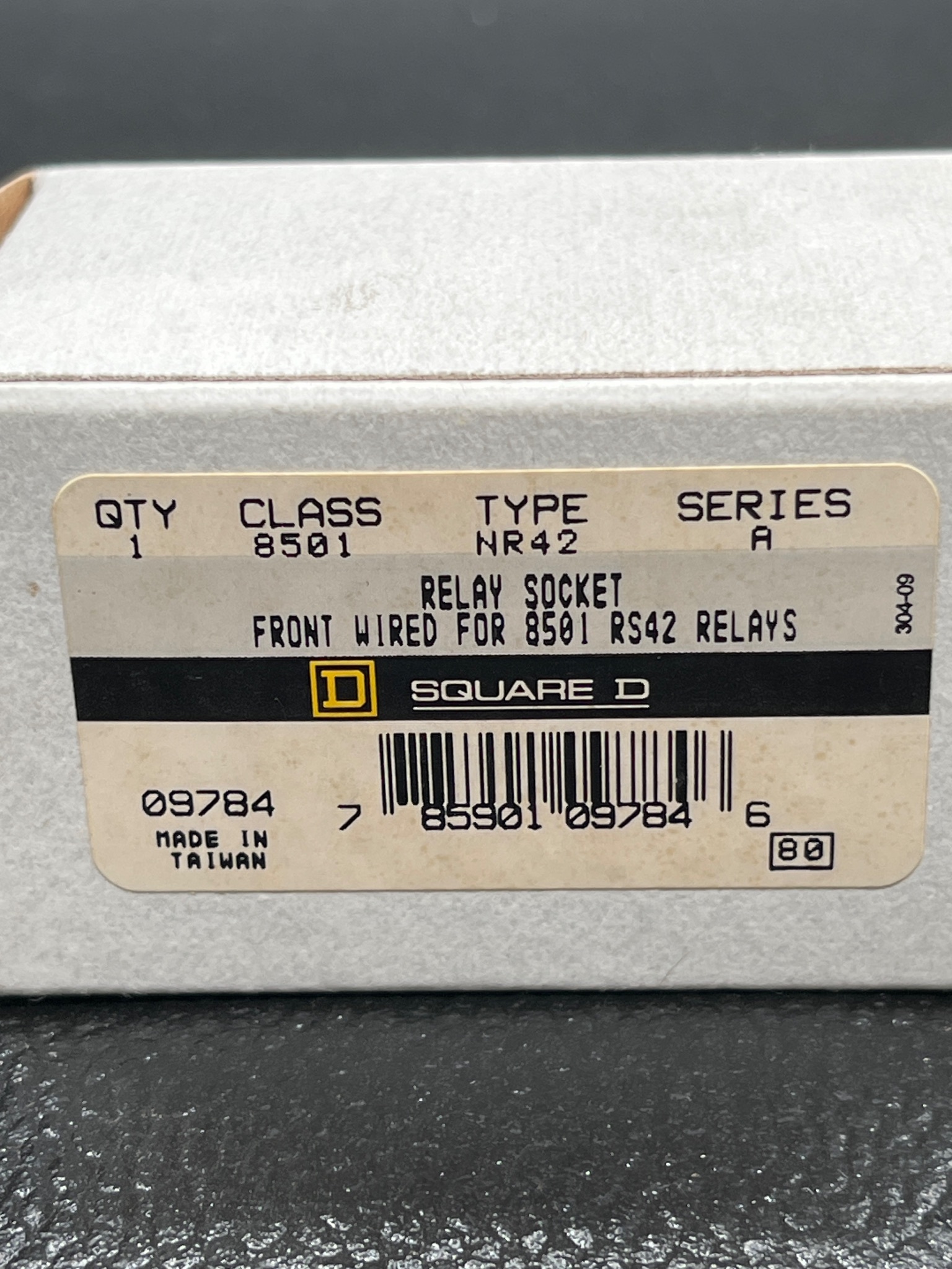SQUARE D 8501NR42 Relay Socket Front Wired for 8501 RS42 Relays NEW 4