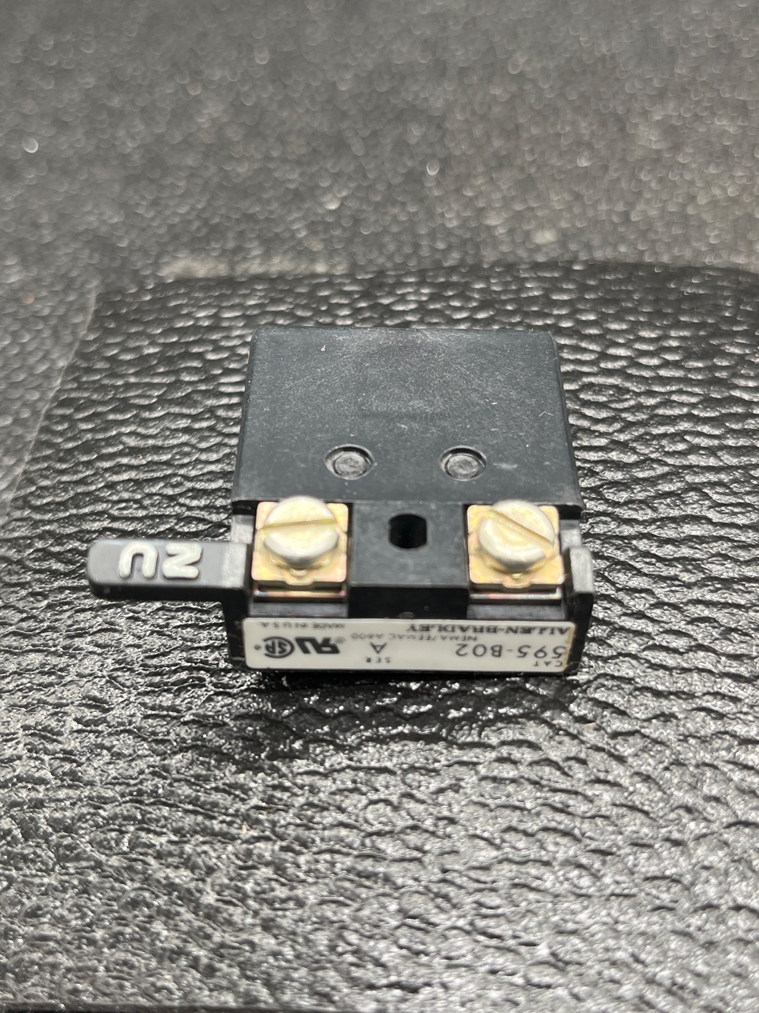 ALLEN BRADLEY 595-B02 Auxiliary Contact 1 N.C. NEW 7