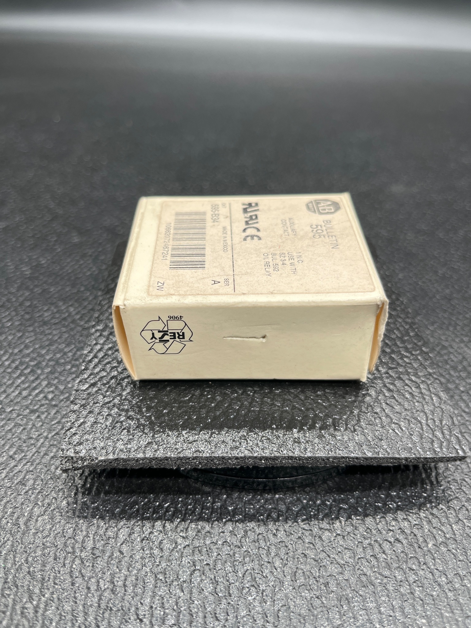 ALLEN BRADLEY 595-B34 Auxiliary Contact NEW 1
