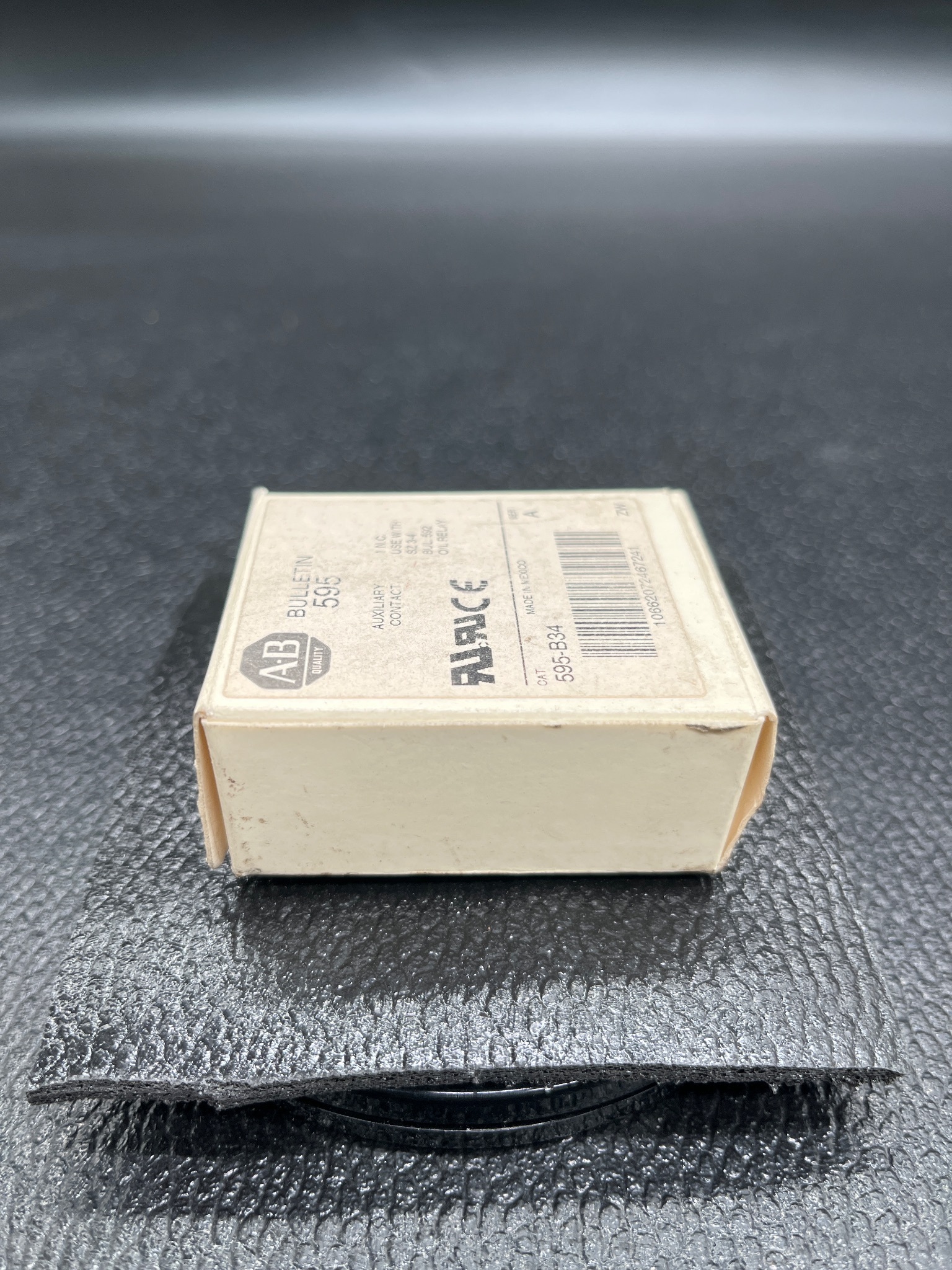 ALLEN BRADLEY 595-B34 Auxiliary Contact NEW 3