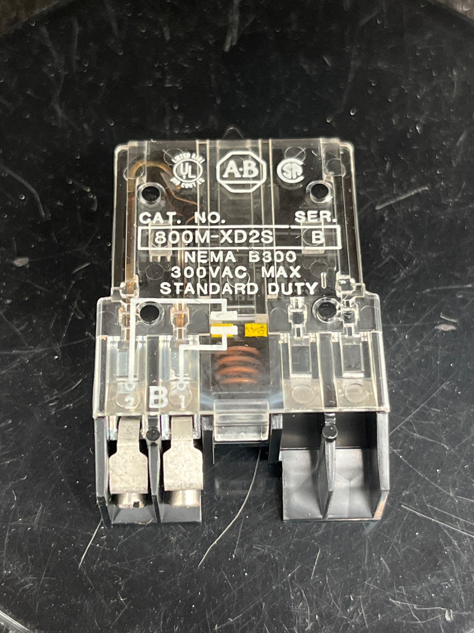 ALLEN BRADLEY 800M-XD2S Contact Block 1 N.C. Contact NEW 4