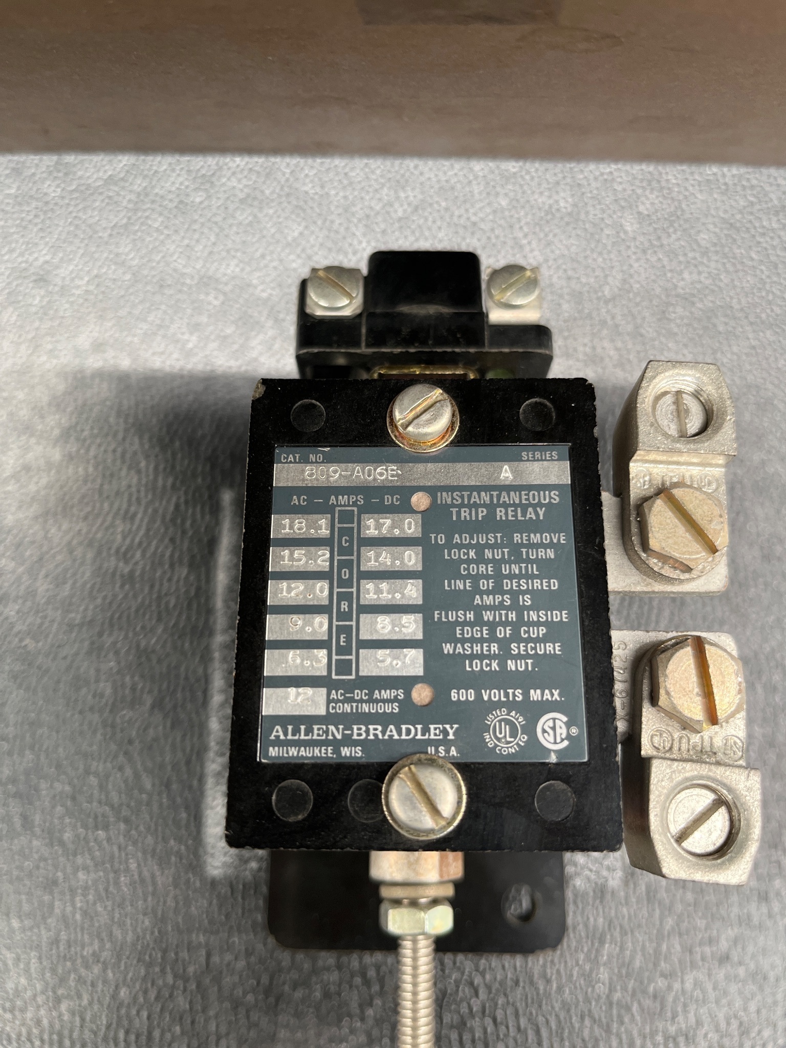 ALLEN BRADLEY 809-A06E Trip Relay NEW 4