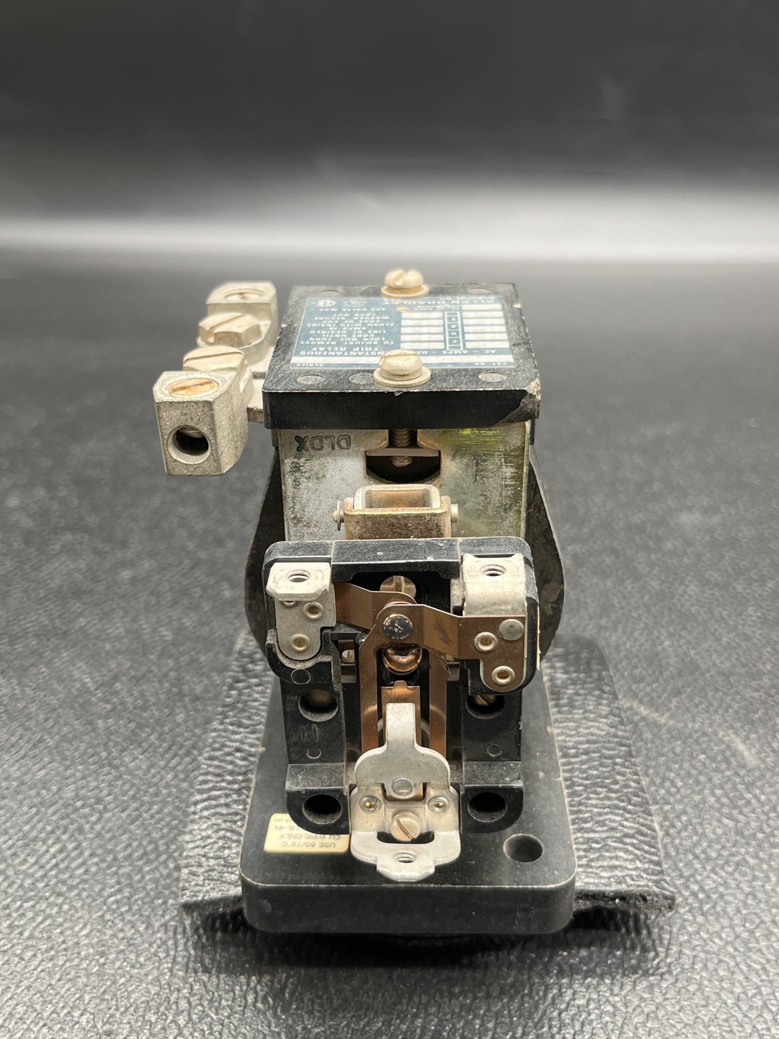 ALLEN BRADLEY 809-A08E Trip Relay USED 2