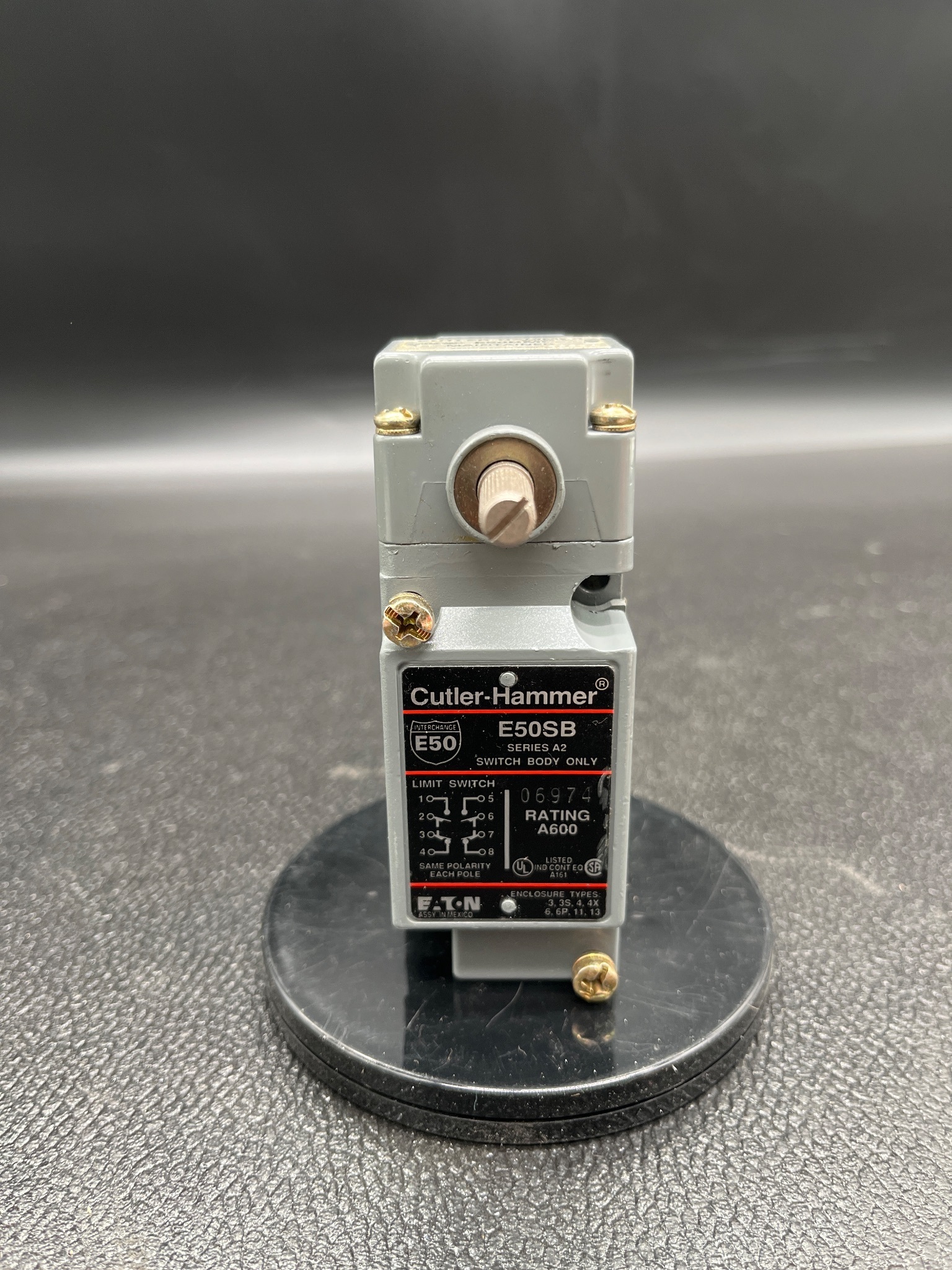 CUTLER-HAMMER E50SB Limit Switch NEW 6