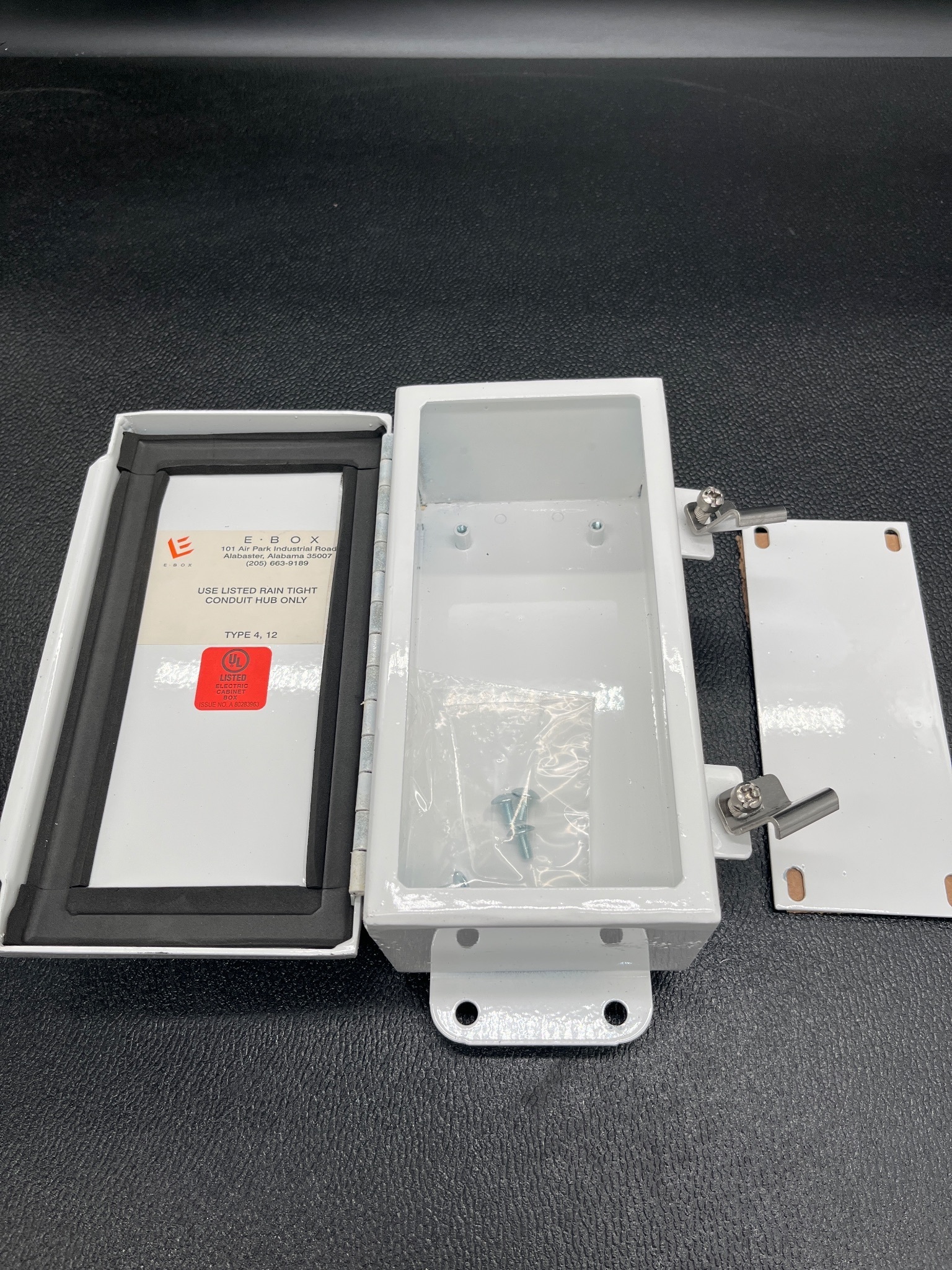E-BOX TYPE 4,12 Enclosure NEW 4