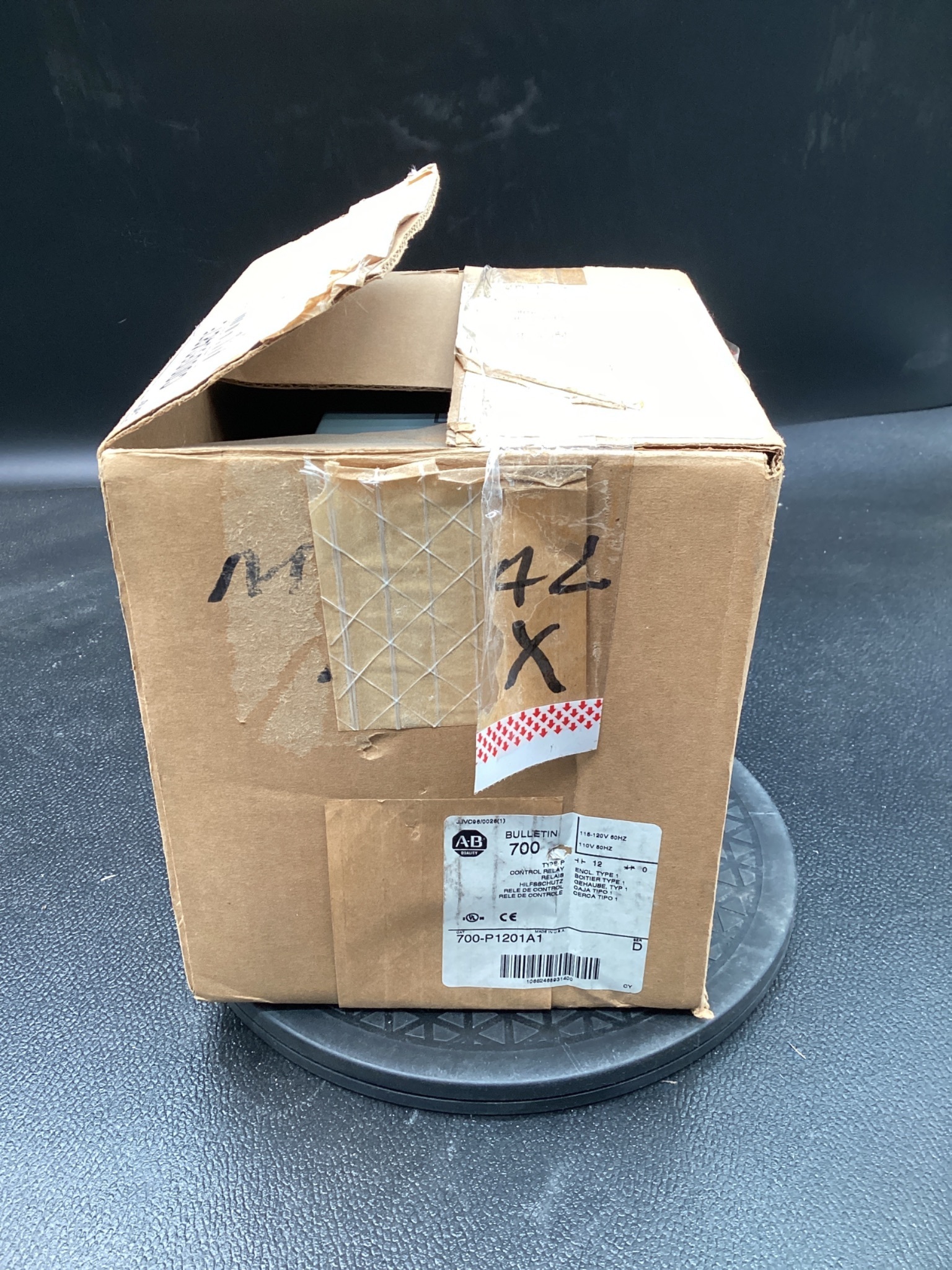 ALLEN BRADLEY 700-P1201A1 Ser. D Enclosure NEW 0