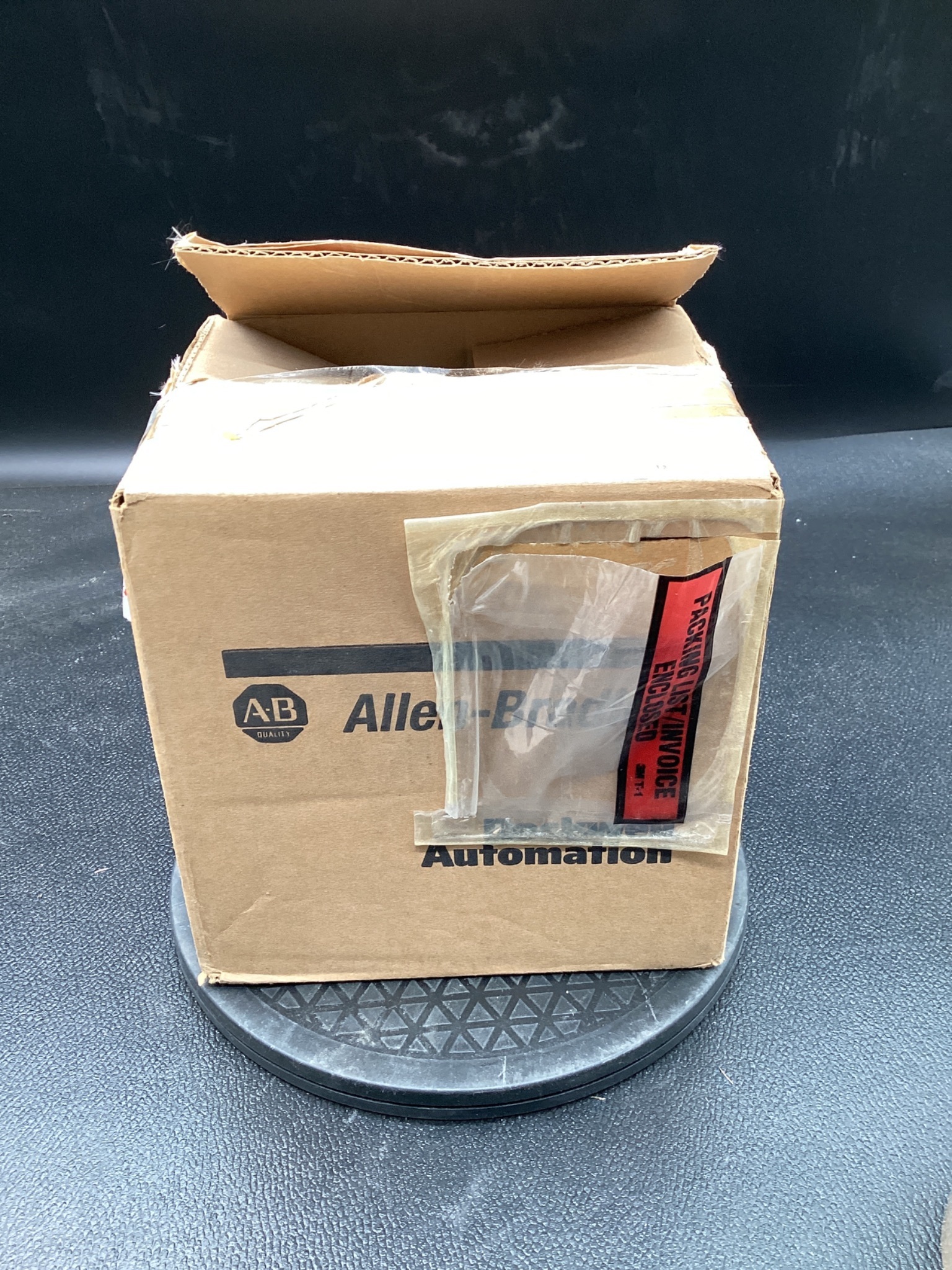 ALLEN BRADLEY 700-P1201A1 Ser. D Enclosure NEW 1