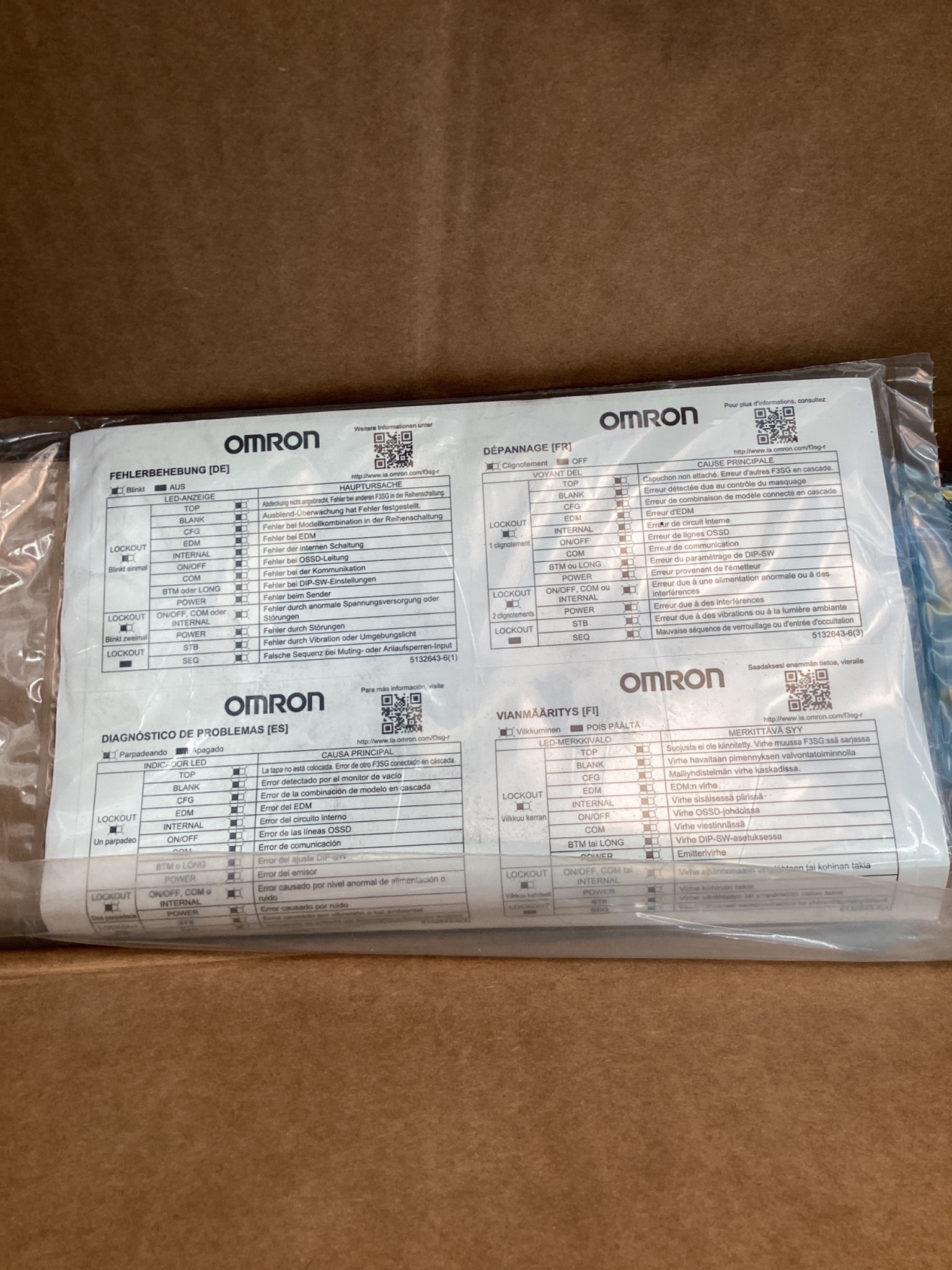 OMRON F3SG-4RA0430-30 Safety Light Curtain Set 430mm NEW 3