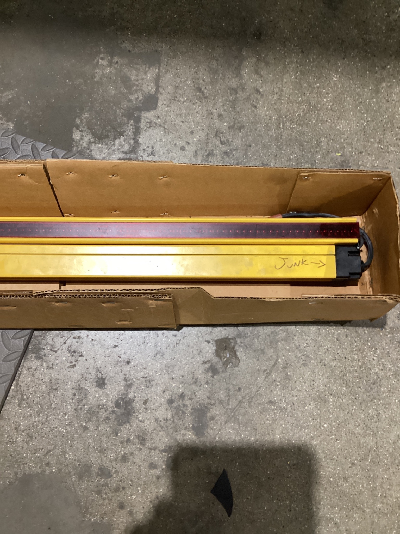 OMRON MS4800 Light Curtain Set PARTS ONLY 2