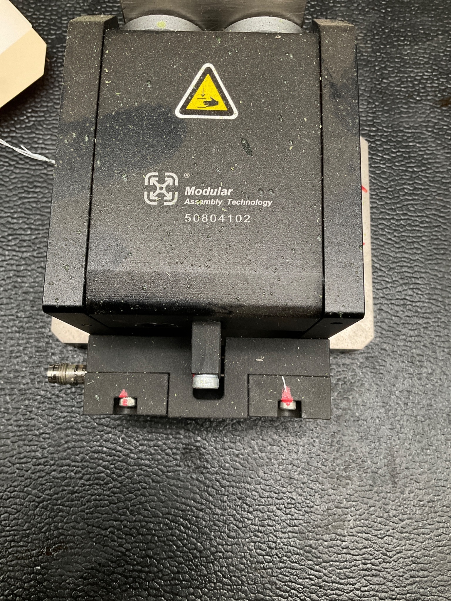 MODULAR ASSEMBLY TECHNOLOGY 50804102 Pneumatic Stop Gate USED 1