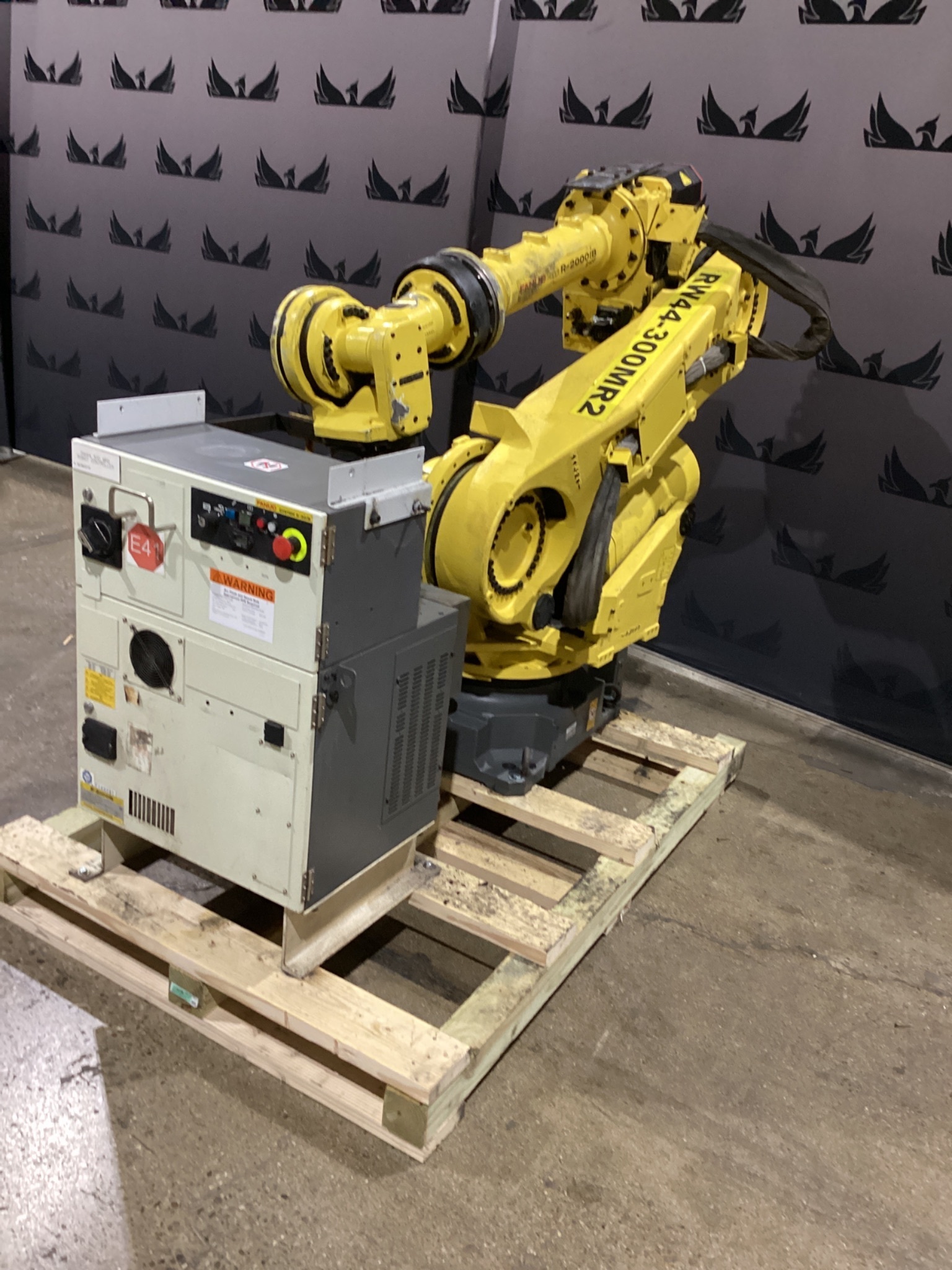 FANUC R-2000iB/210F Complete w/ R-30iB Controls USED 0