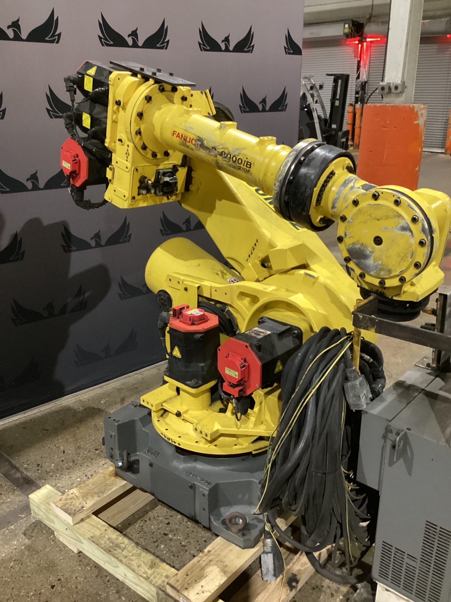 FANUC R-2000iB/210F Complete w/ R-30iB Controls USED 2