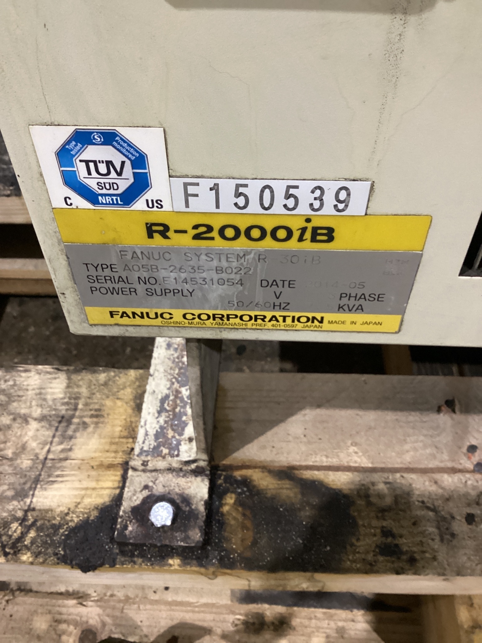 FANUC R-2000iB/210F Complete w/ R-30iB Controls USED 9