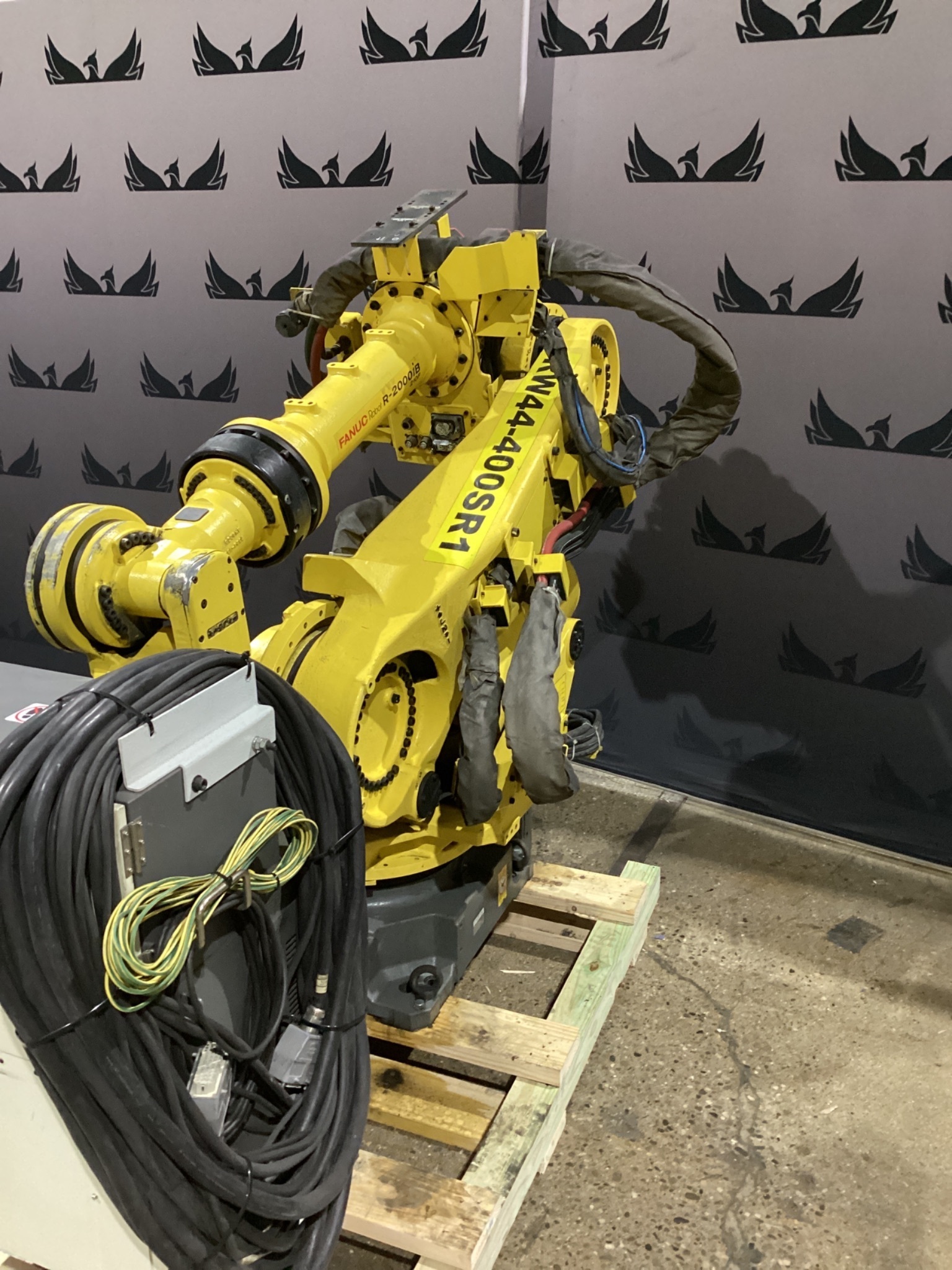 FANUC R-2000iB/210F Complete w/ R-30iB Controls USED 2