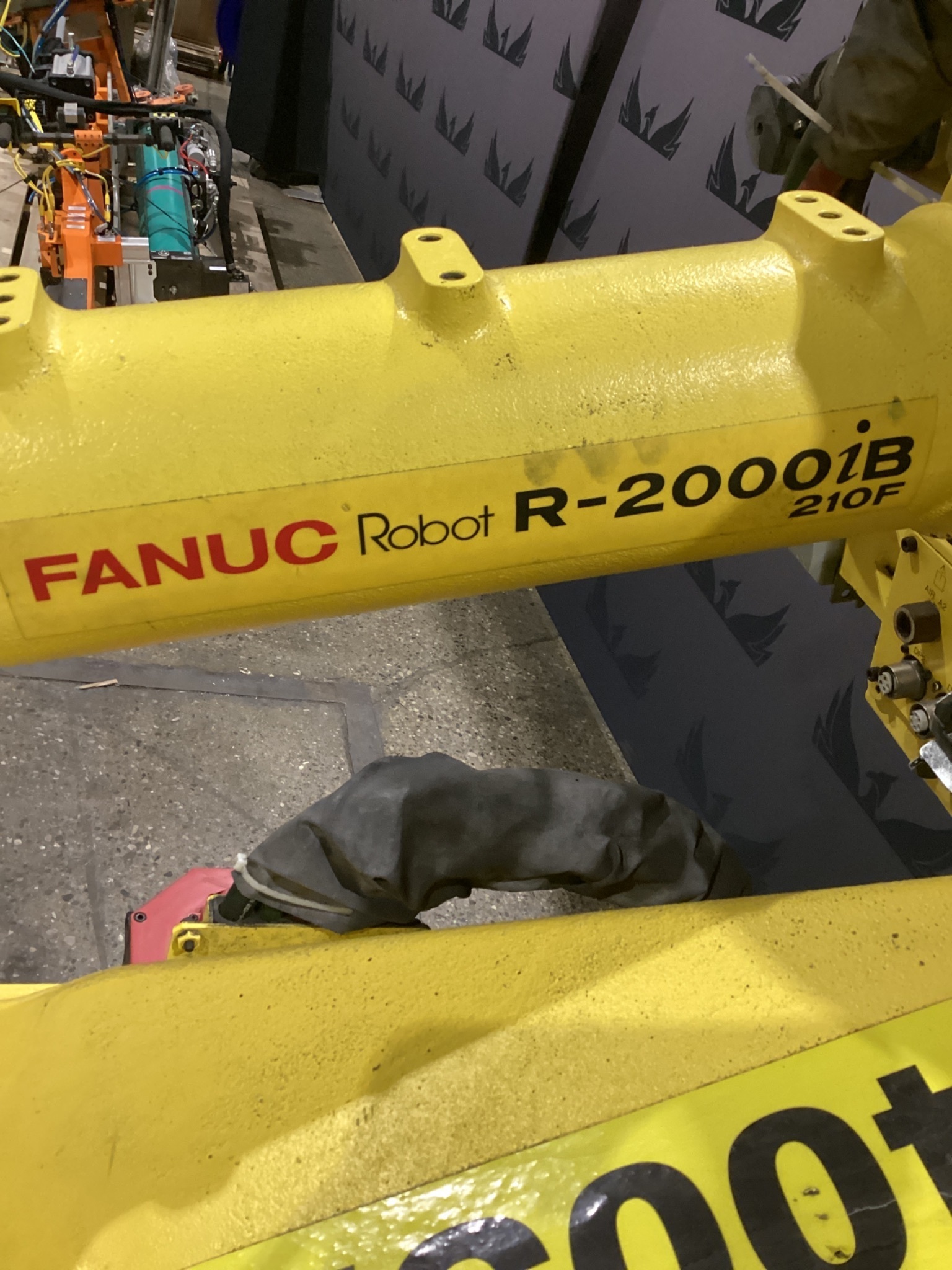 FANUC R-2000iB/210F Complete w/ R-30iB Controls USED 3