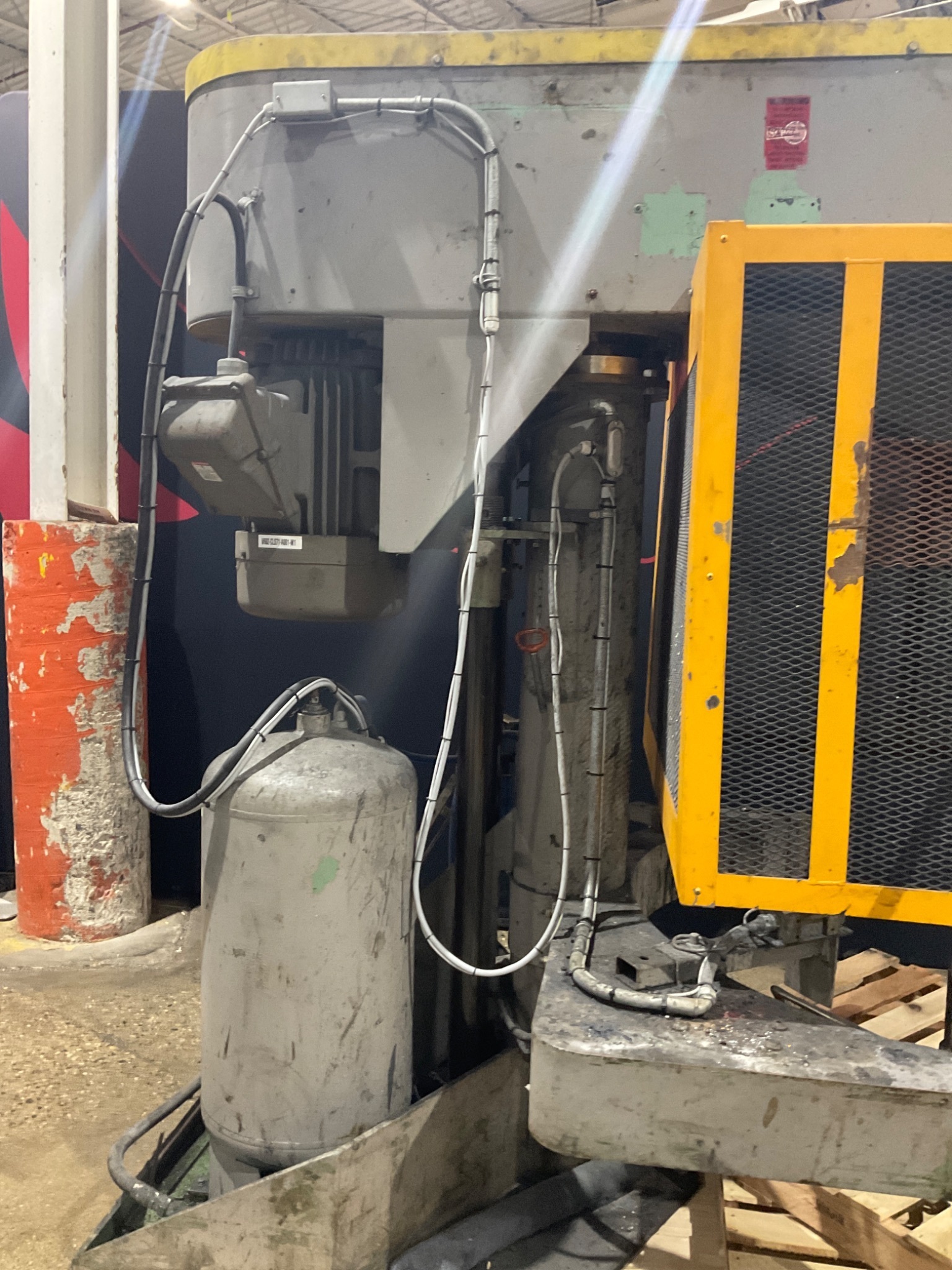 SCHOLD MACHINE CORP MODEL 7597.96 HIGH-SPEED DISPERSER USED 16