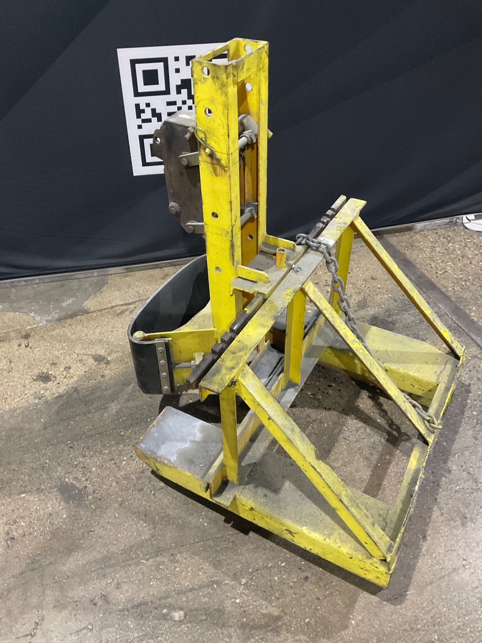 LIFTOMATIC 21897 DRUM HANDLER ATTACHMENT USED 6