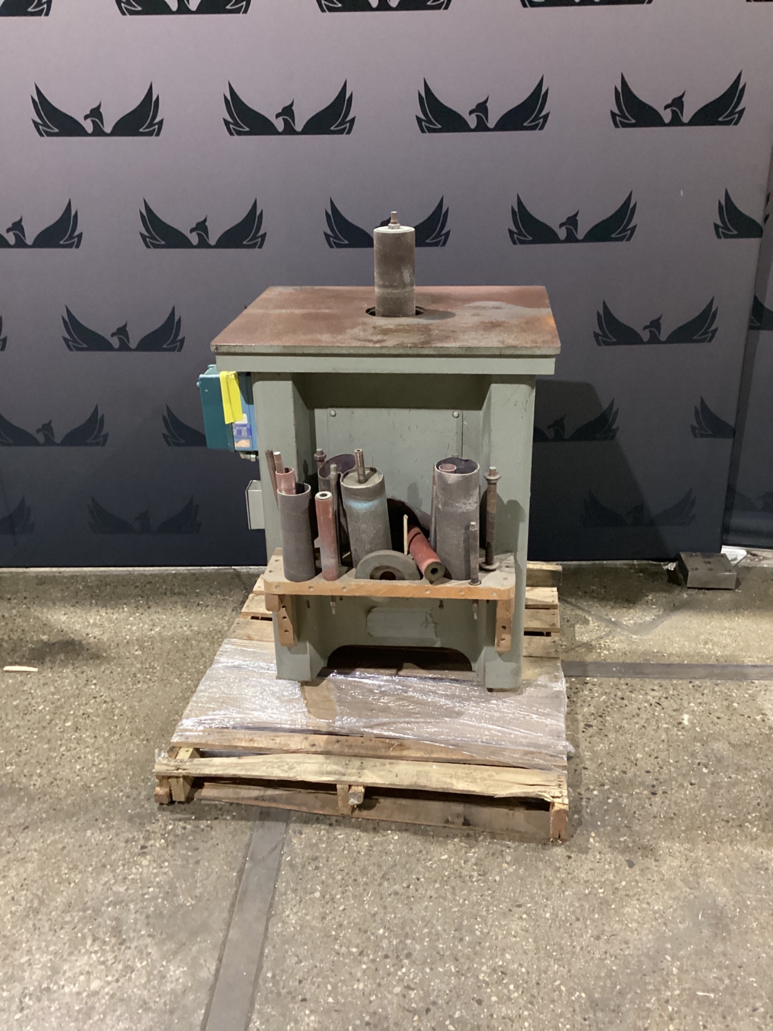 STATE T-5 BELT SANDER USED 0