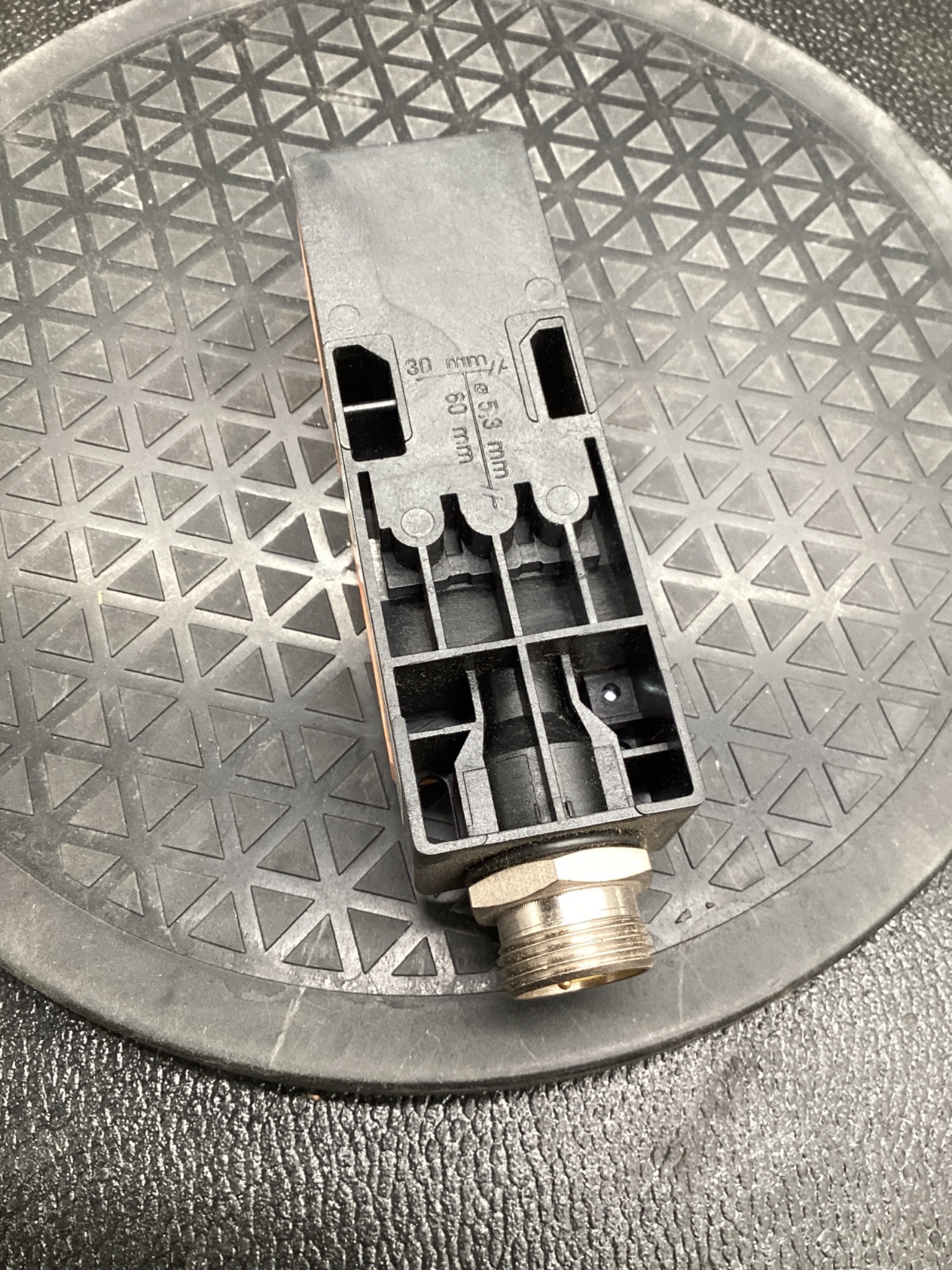 IFM IM3501 INDUCTIVE PROXIMITY SENSOR NEW OPEN BOX 6