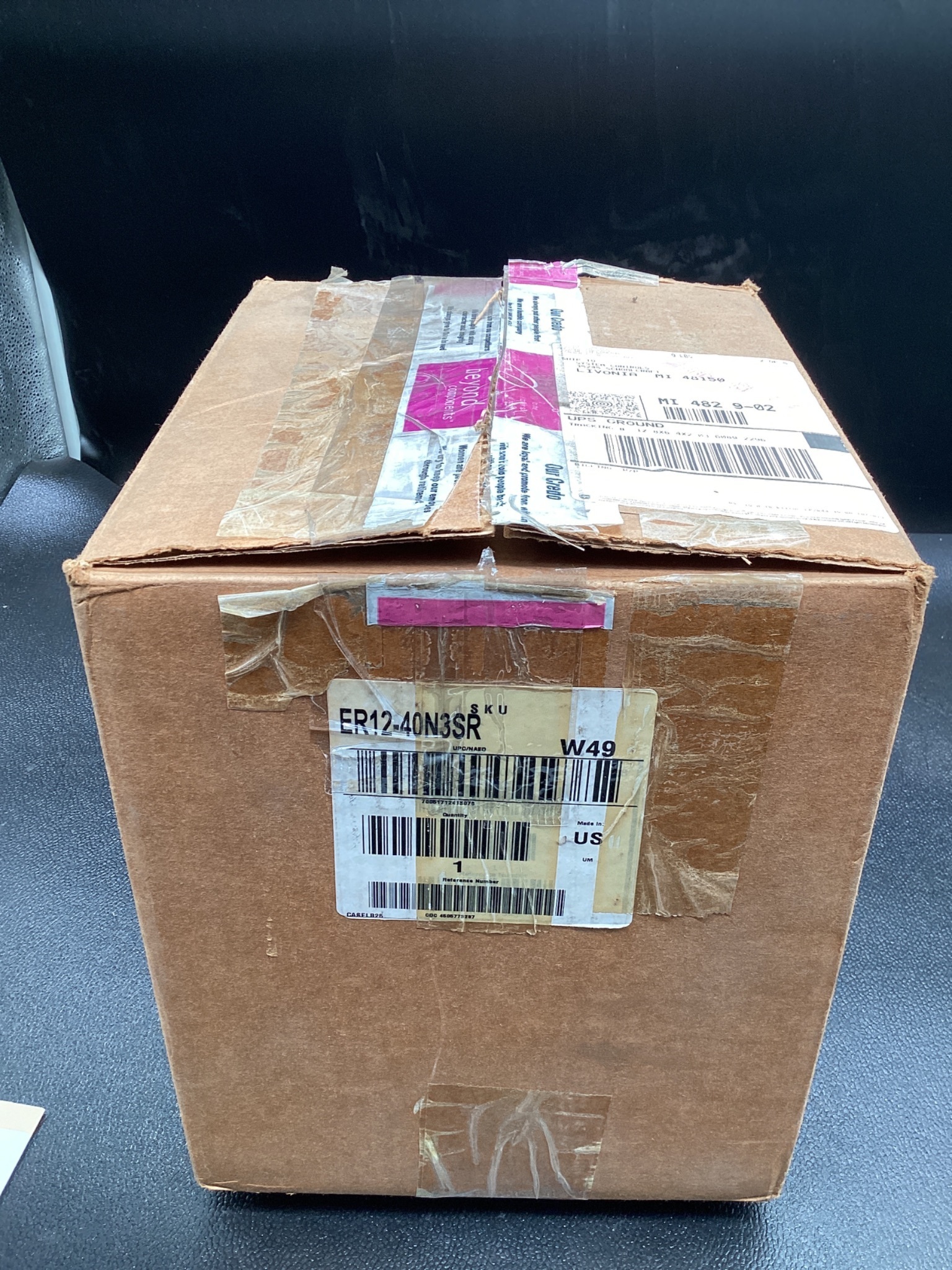 COOPER BUSSMANN ER12-40N3SR 12KV 40A E-RATED FUSE DISCONNECT NEW 1