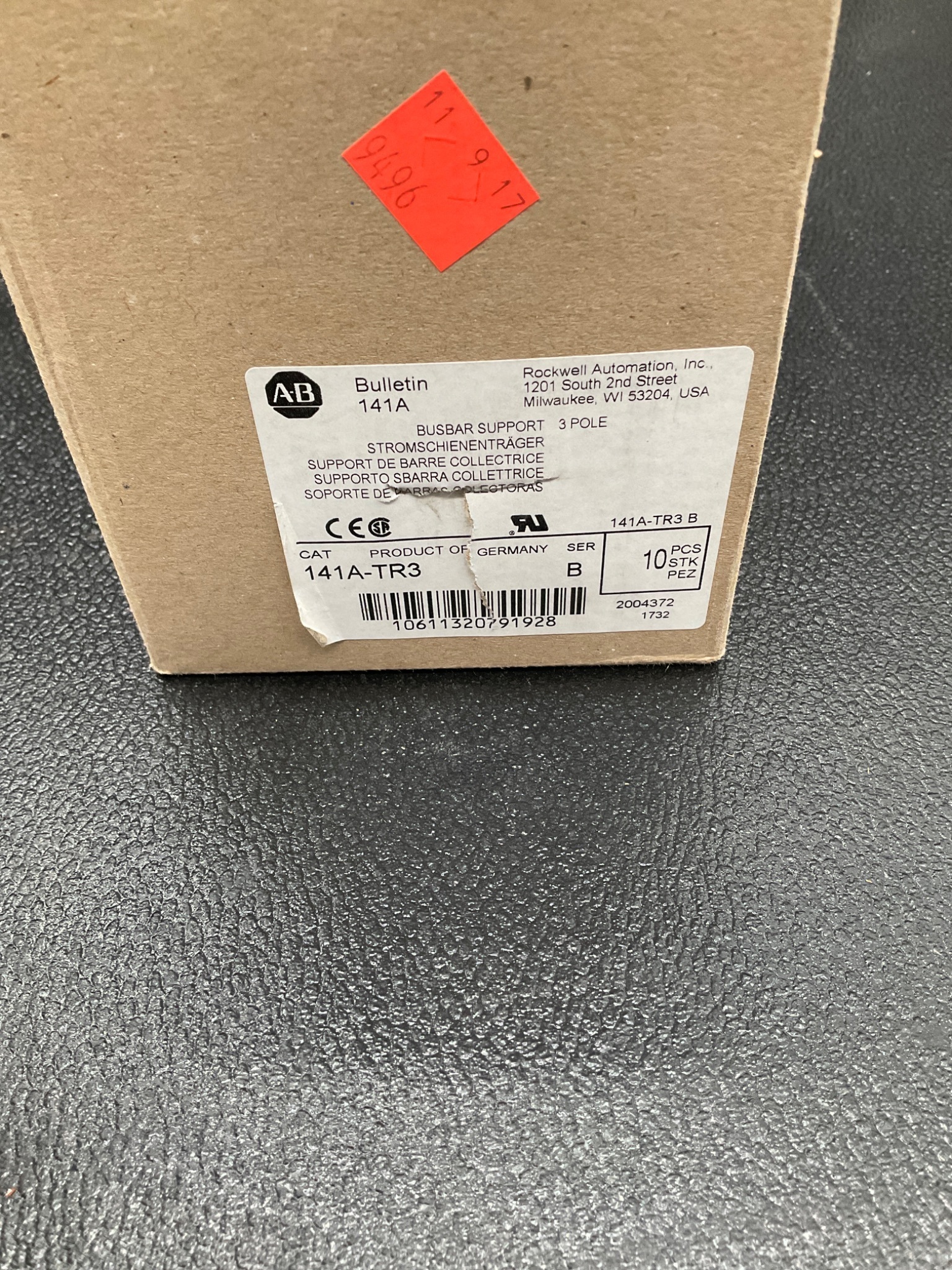 ALLEN BRADLEY 141A-TR3 3-POLE BUSBAR SUPPORT MCS SYSTEM NEW 1
