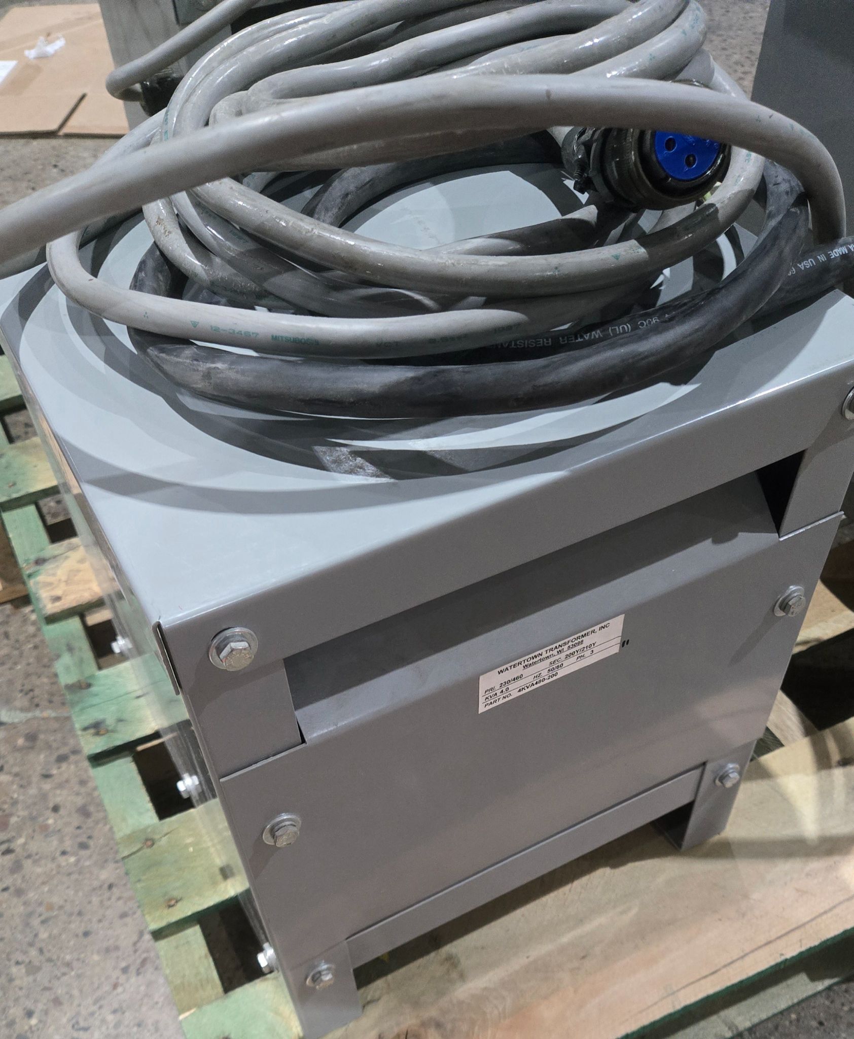 WATERTOWN 4KVA480-200 4KVA 230/460 - 200Y/210Y TRANSFORMER USED 0