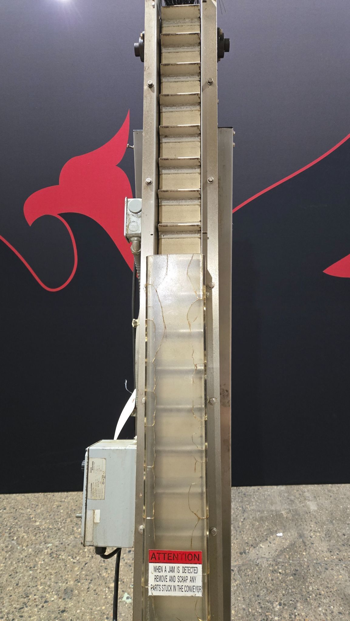 AUTOMATIC FEEDER 14-14191 VERTICAL CONVEYOR 36" * 96" USED 5