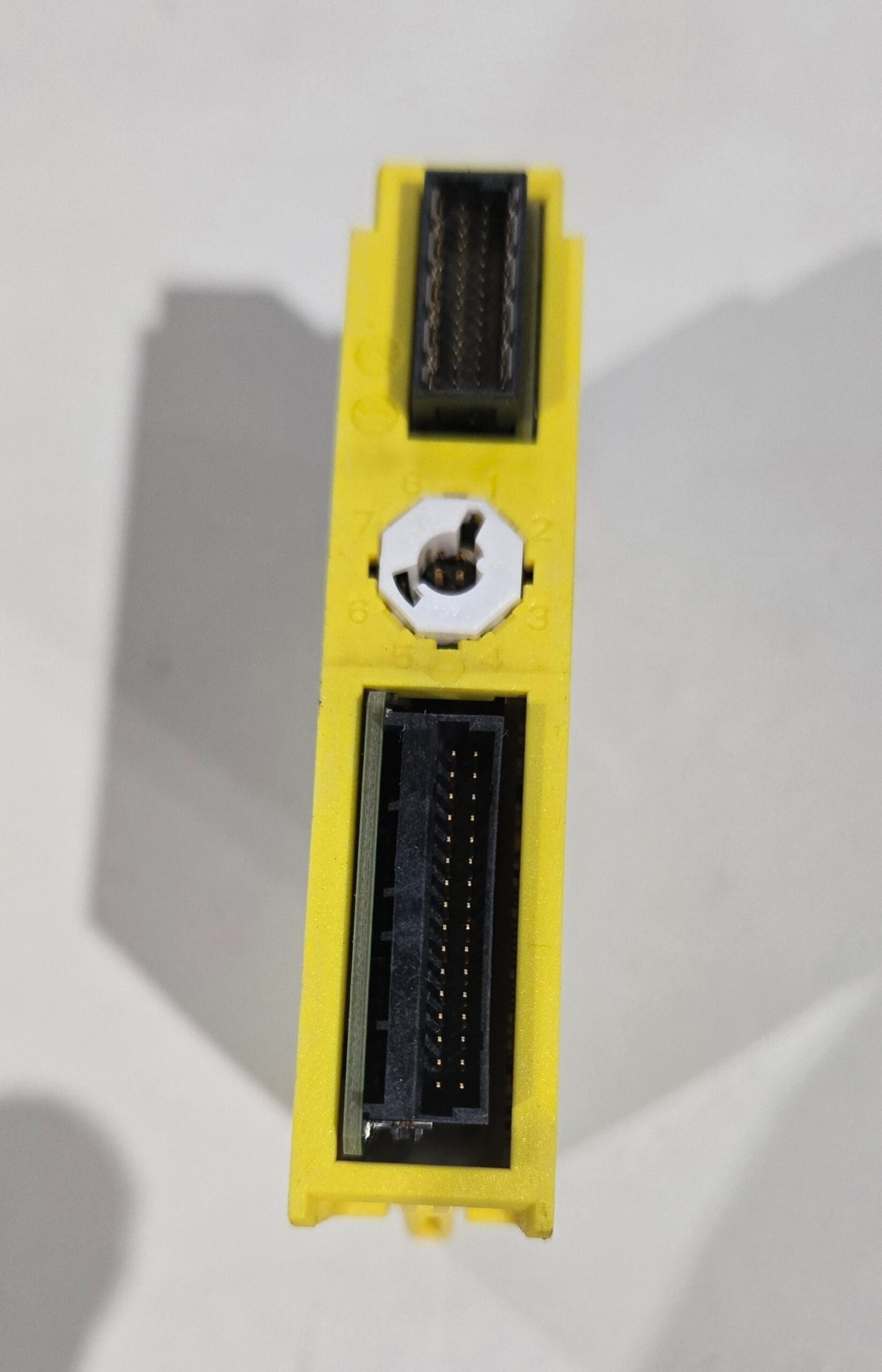 SIEMENS 6ES7 136-6BA00-0CA0 DIGITAL INPUT MODULE USED 1