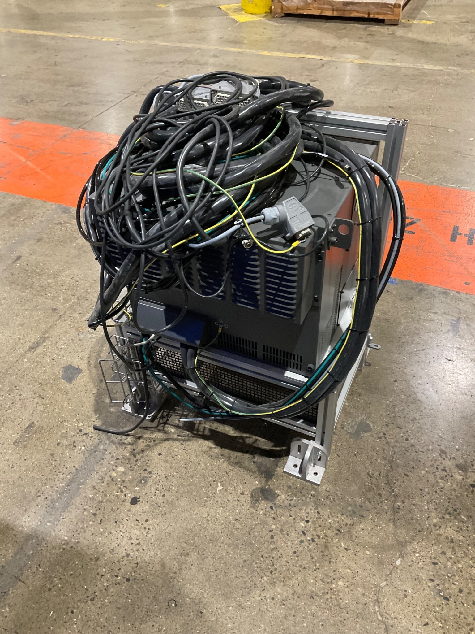 FANUC M-410IC/185 ROBOT W R-30IB PLUS CONTROLLER USED 18