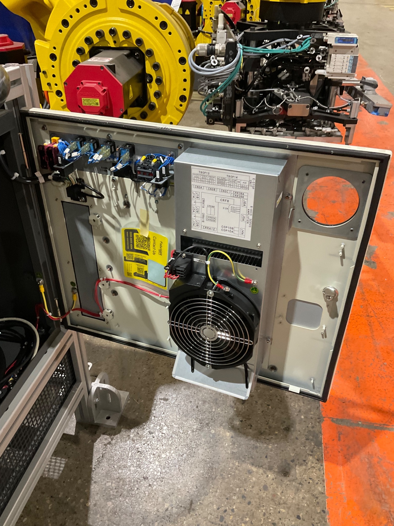 FANUC M-410IC/185 ROBOT W R-30IB PLUS CONTROLLER USED 18