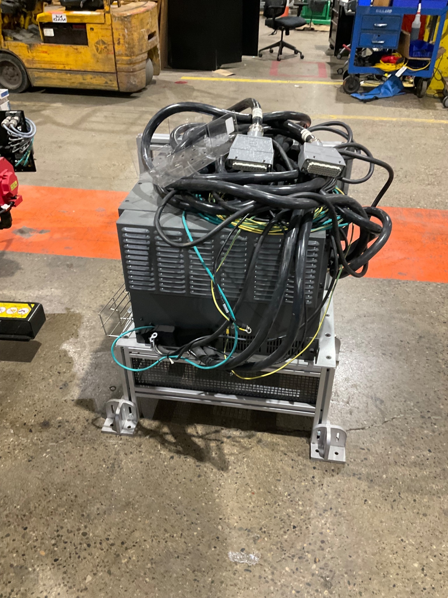 FANUC M-410IC/185 ROBOT W R-30IB PLUS CONTROLLER USED 14