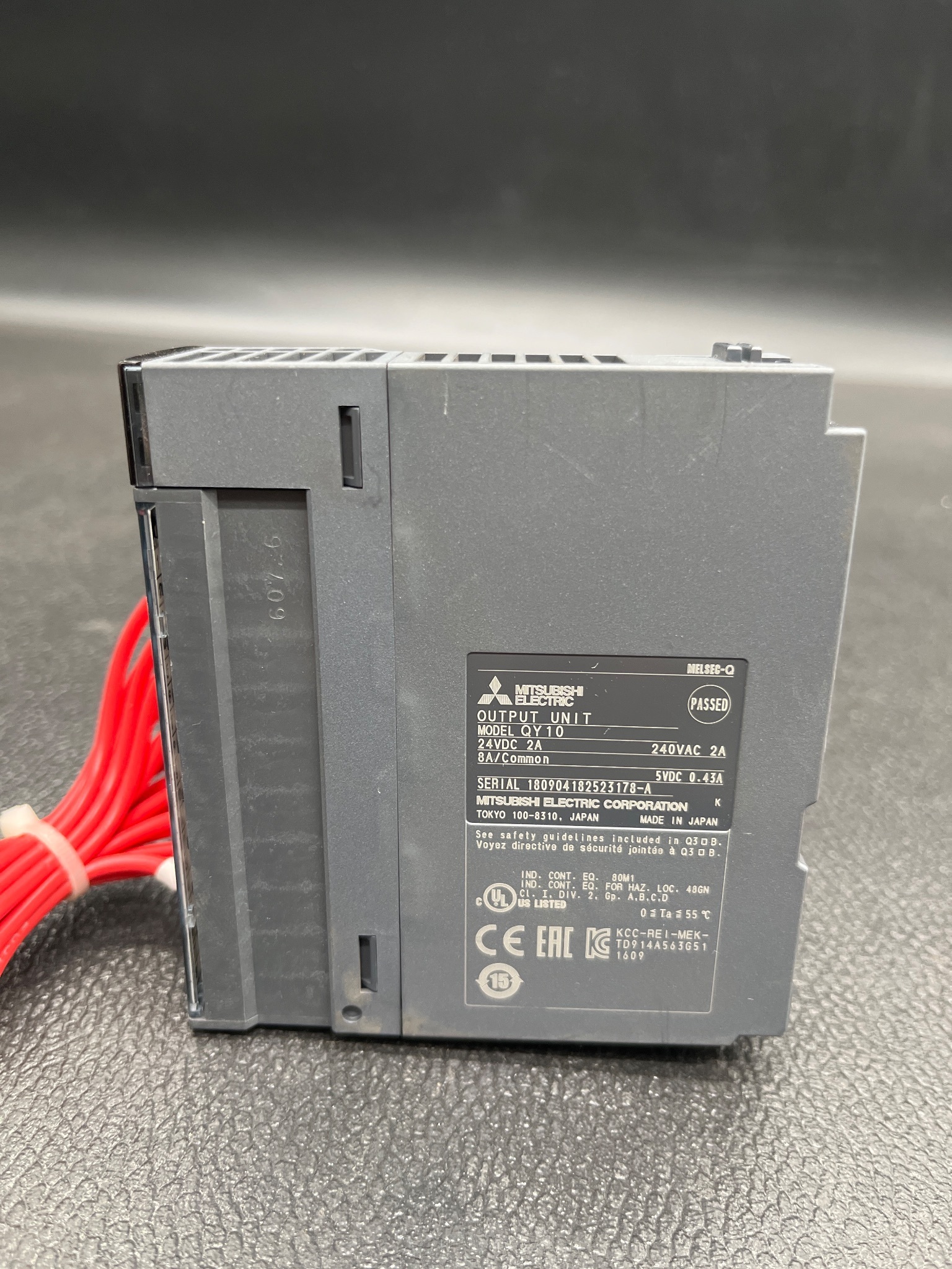 MITSUBISHI ELECTRIC QY10 Digital Output Module USED 1