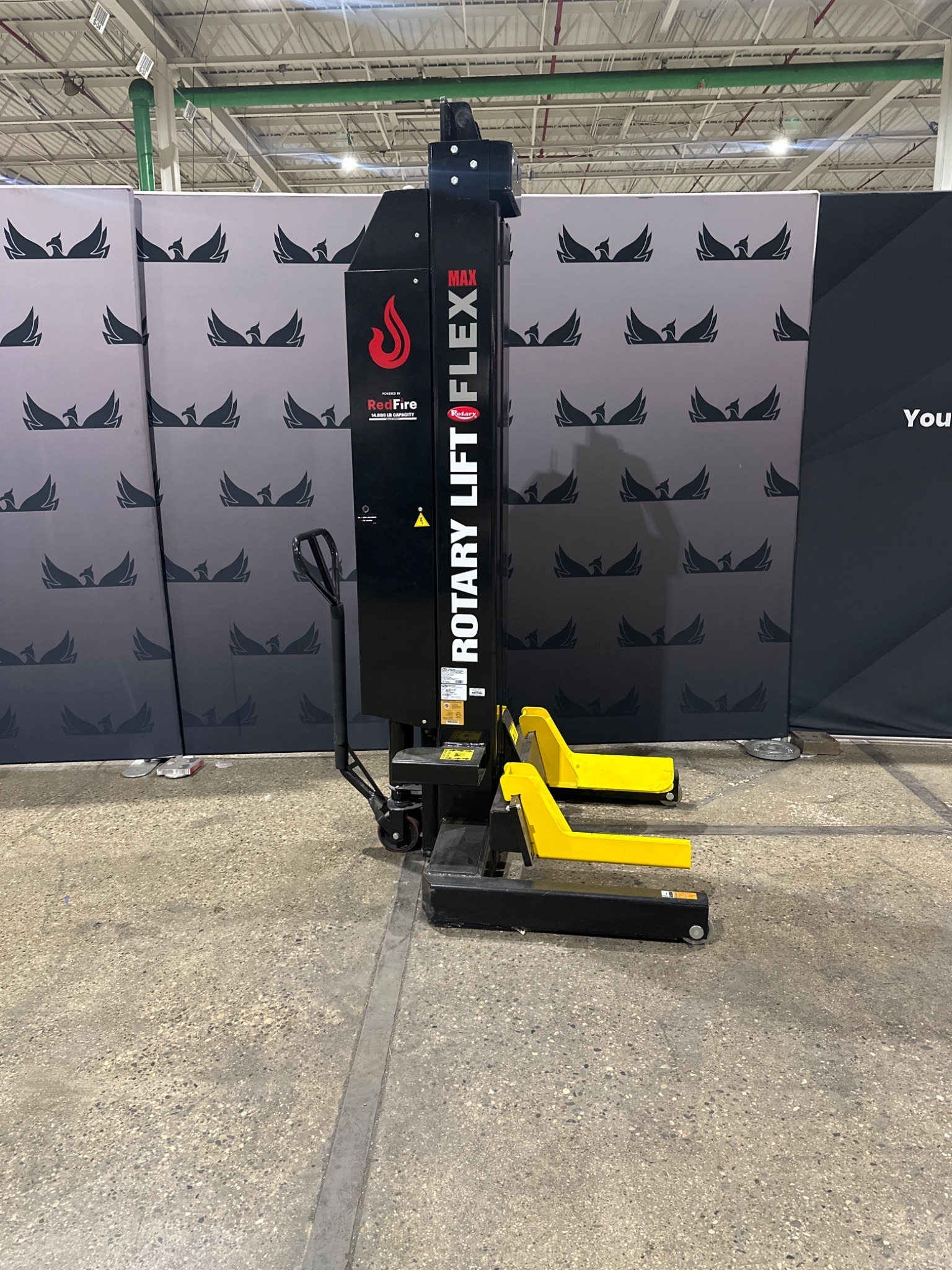 ROTARY MCHM414U100 FLEX MAX VEHICLE LIFT 14000 LB CAPACITY USED 0