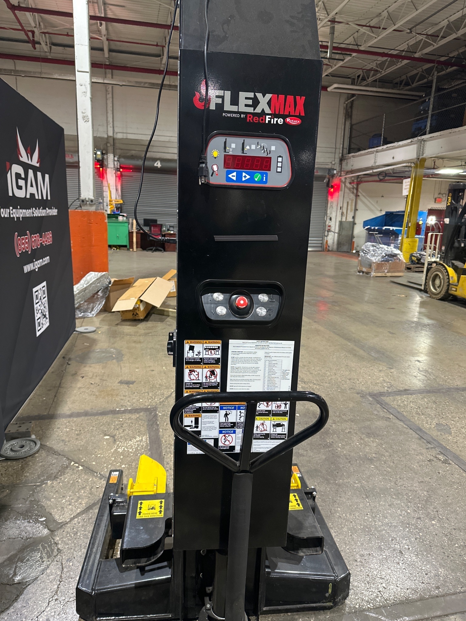 ROTARY MCHM414U100 FLEX MAX VEHICLE LIFT 14000 LB CAPACITY USED 3