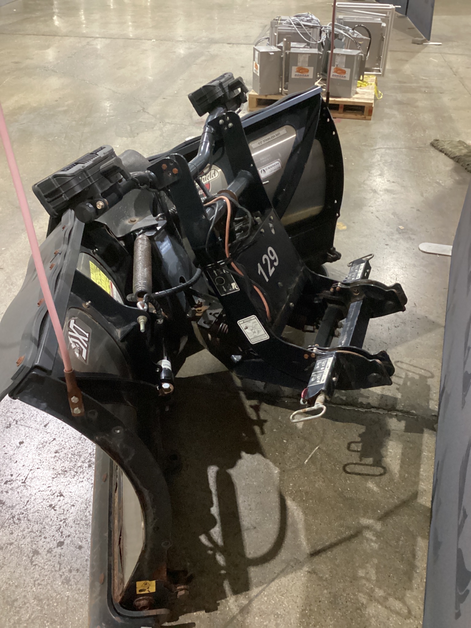 BOSS 8'2" Stainless DXT Snow Plow USED 3