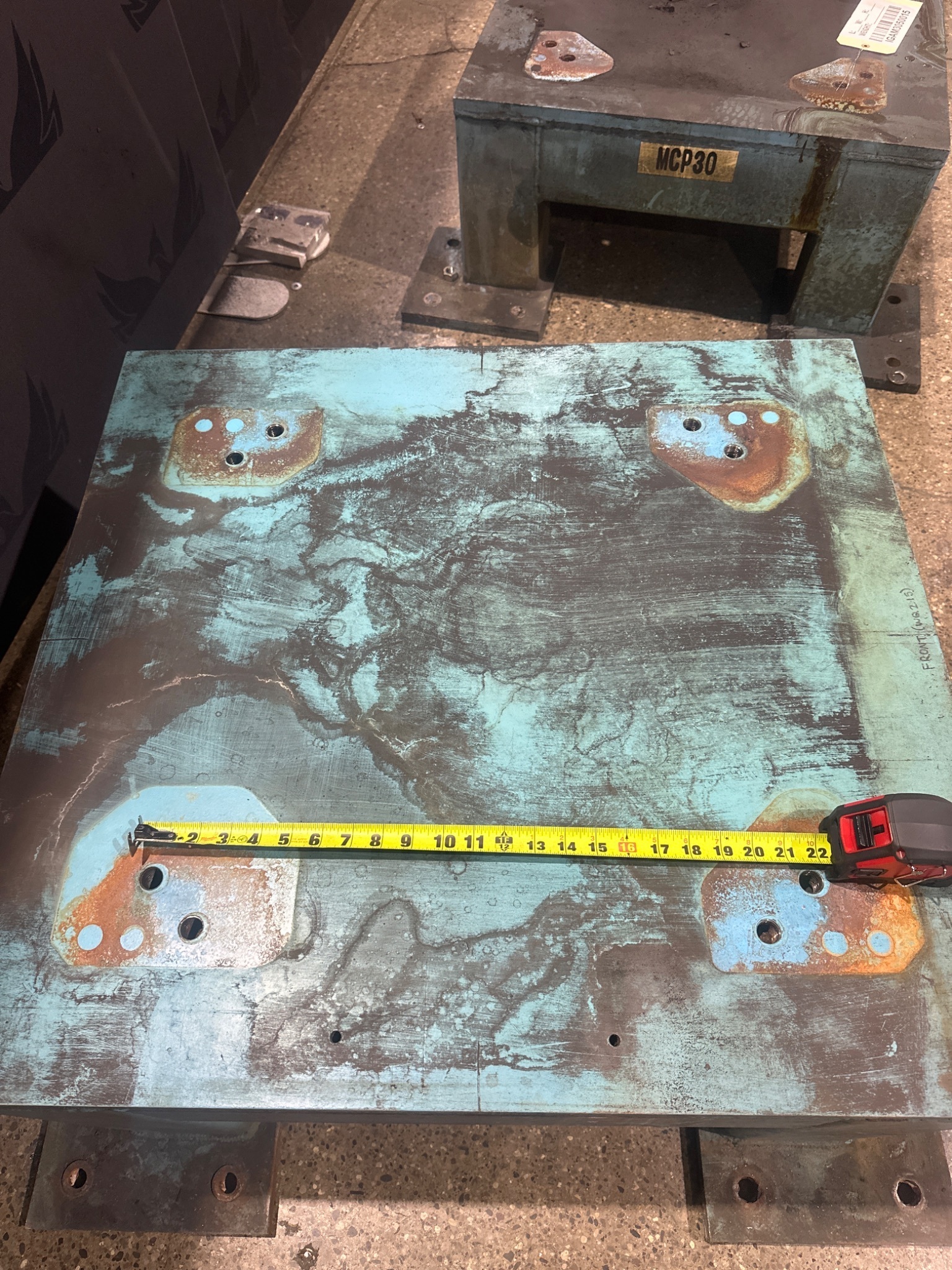 FANUC R2000IB ROBOT RISER 42 in x 40 in x 20 in USED 2
