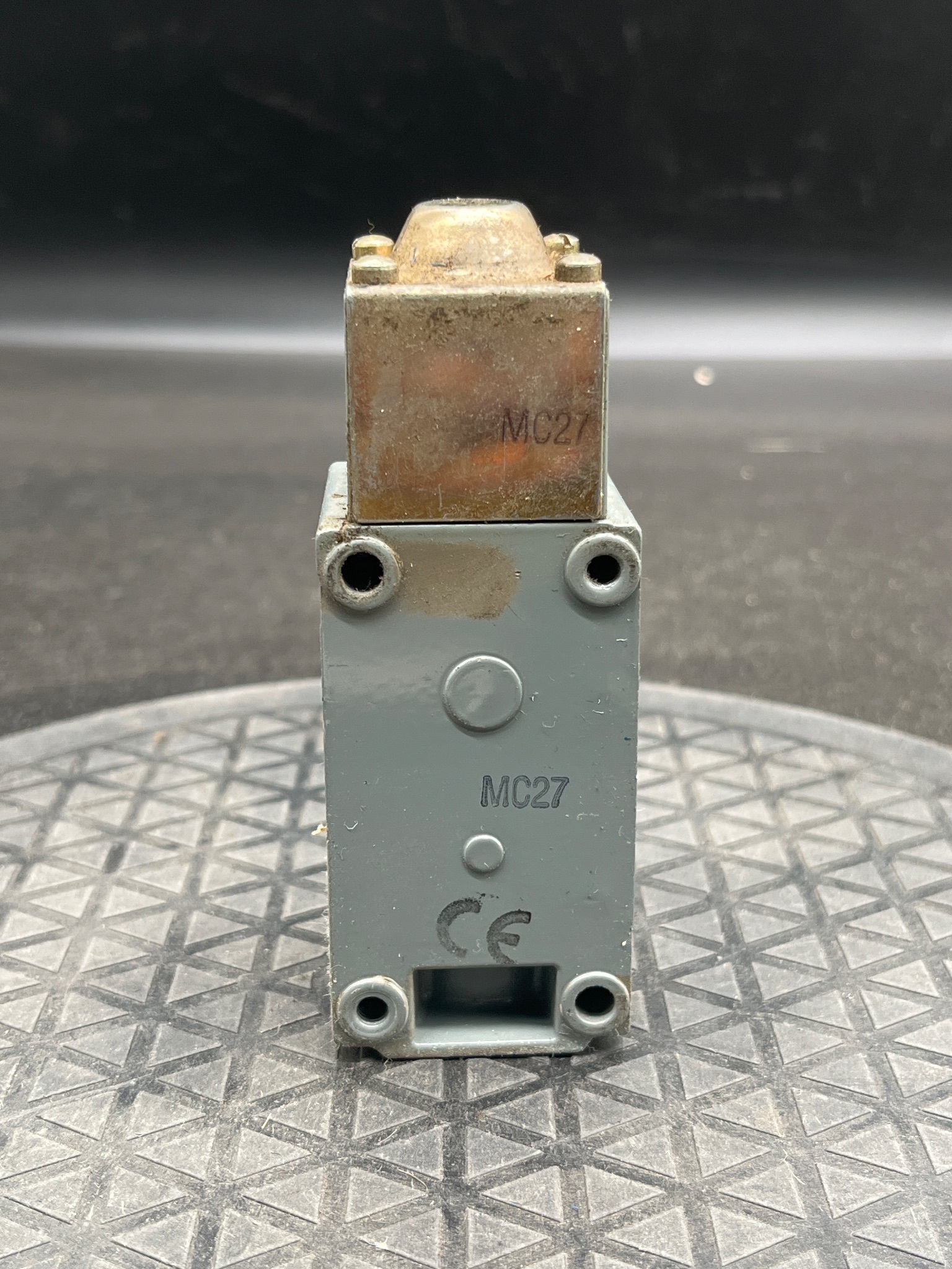 ALLEN BRADLEY 802T-H Limit Switch USED 4