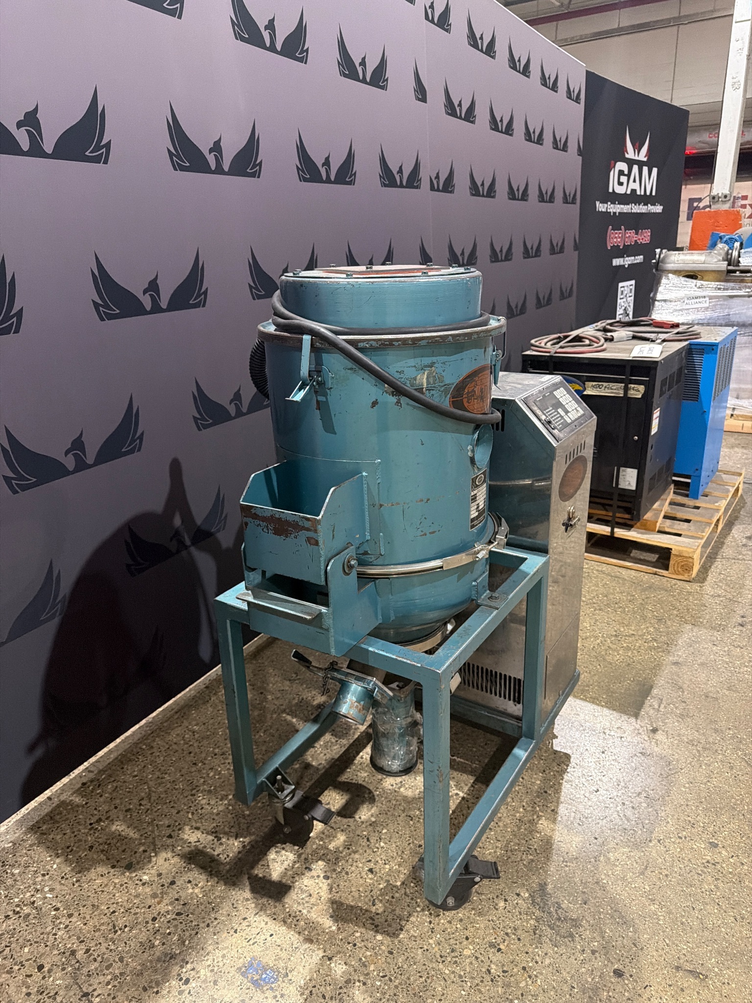UNA-DYN UDC-30 Auto Mini-Dryer w/ 50# Modular Hopper USED 2