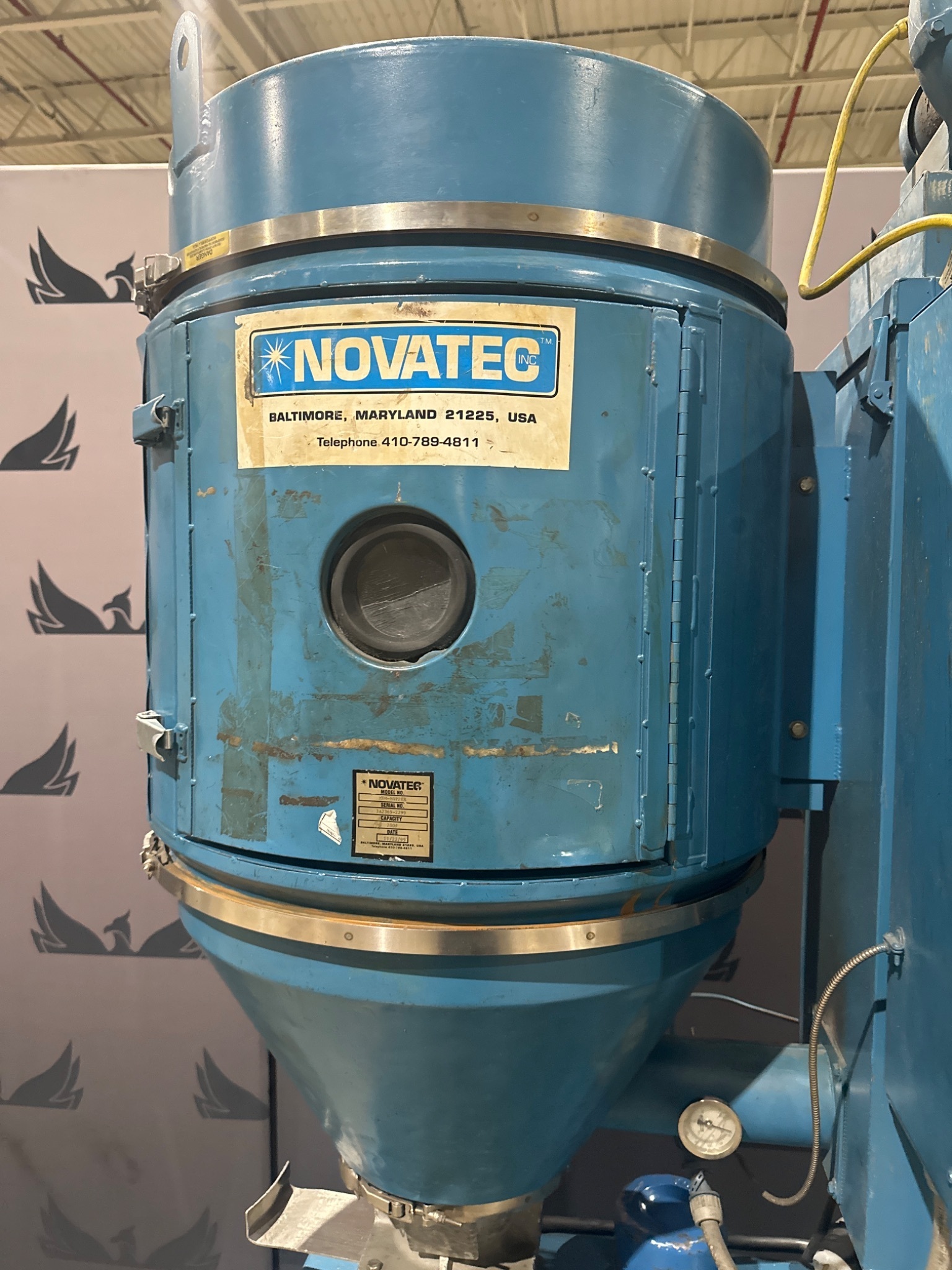 NOVATEC MDM-50 Desiccant Dryer w/ 200lb Hopper USED 2