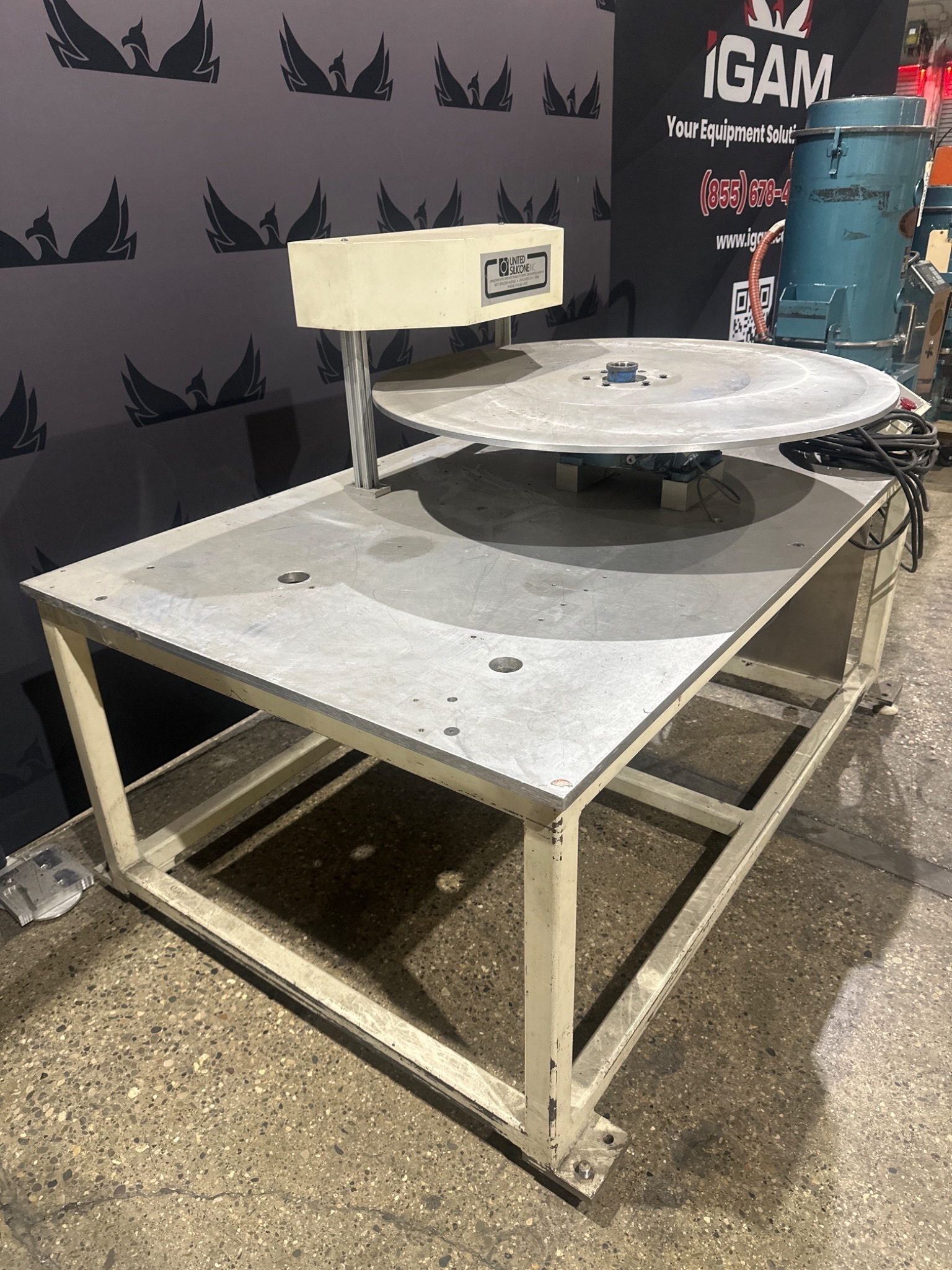 UNITED SILICONE CAMCO 601RDM4H24-330 Rotary Table USED 2
