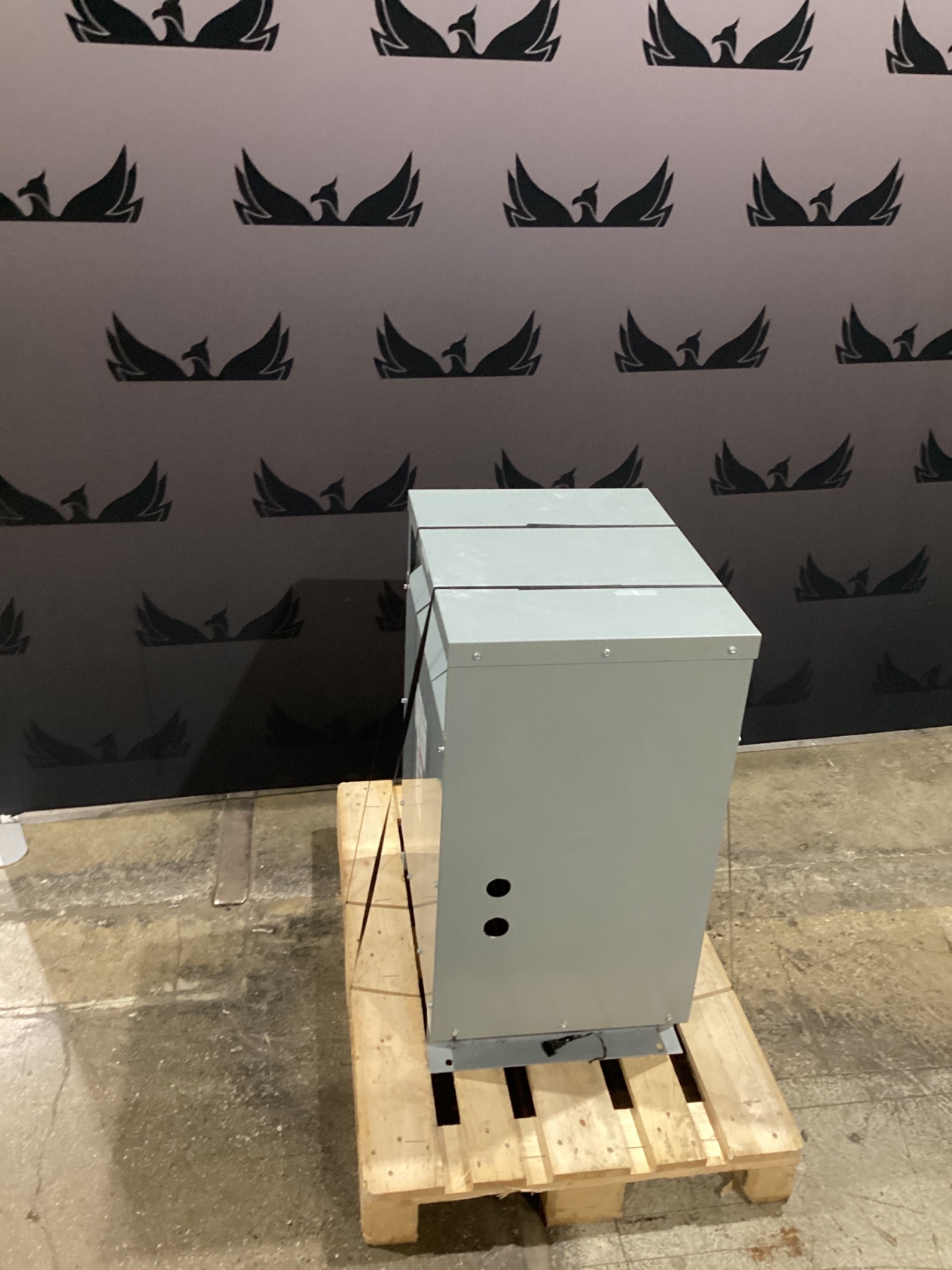FEDERAL PACIFIC T20LH42-45 Transformer 208V - 480Y/277V 45 KVA 3PH USED 0