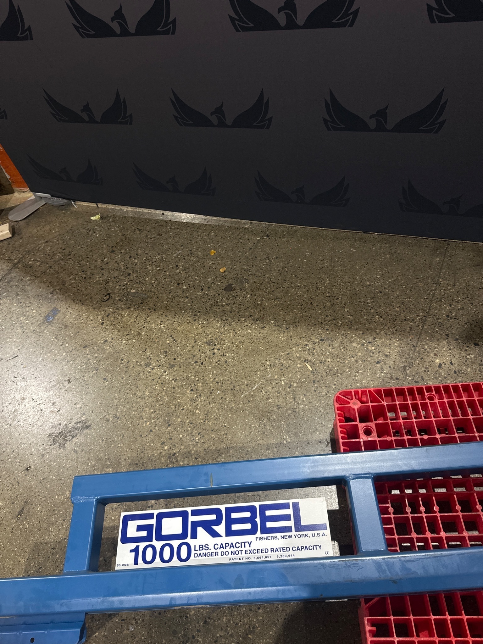 GORBEL SS-99041 JIB CRANE 500 1/2 TON USED 2