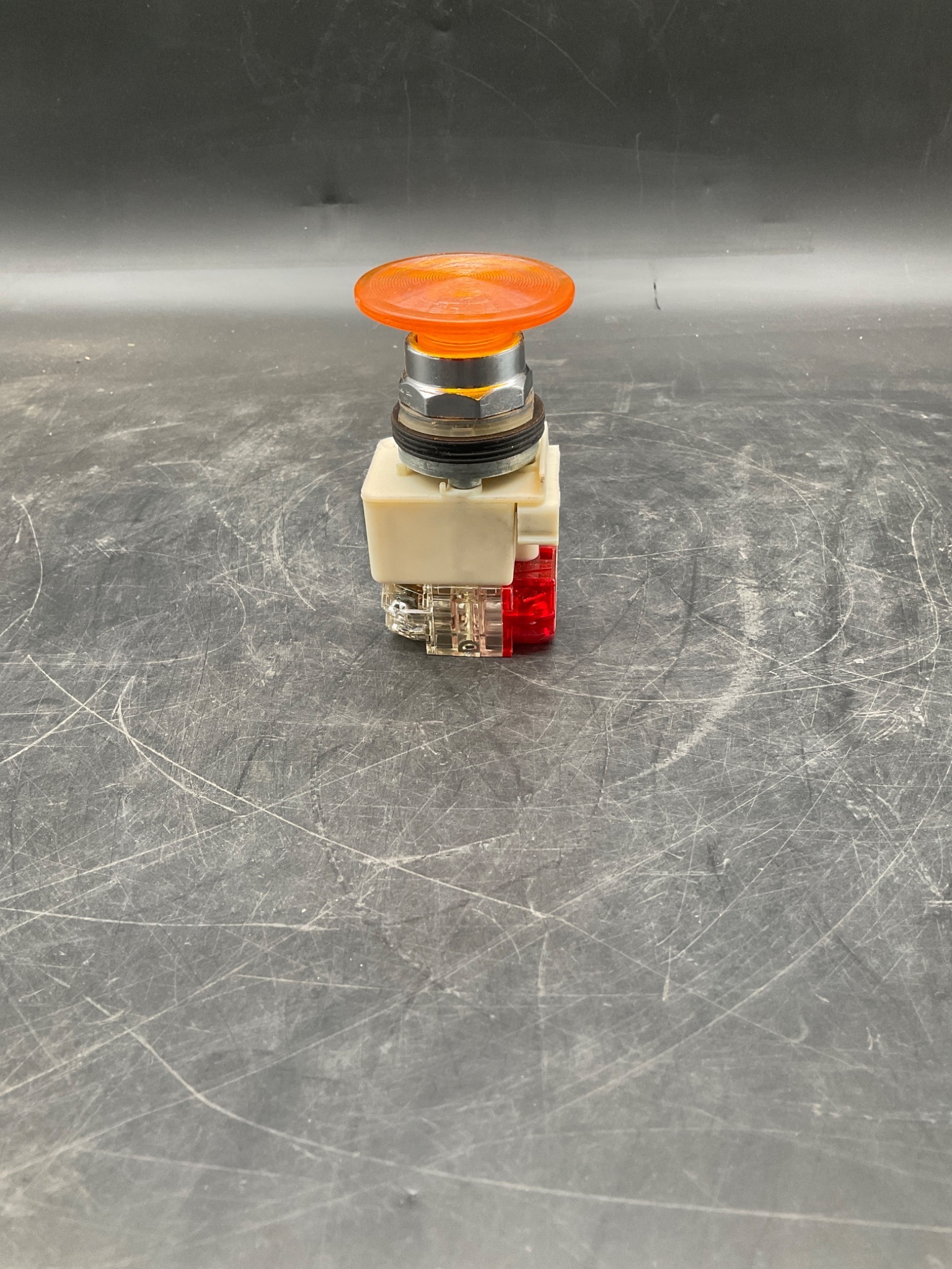 SQUARE D 9001KM35 Orange Mushroom Pushbutton USED 2