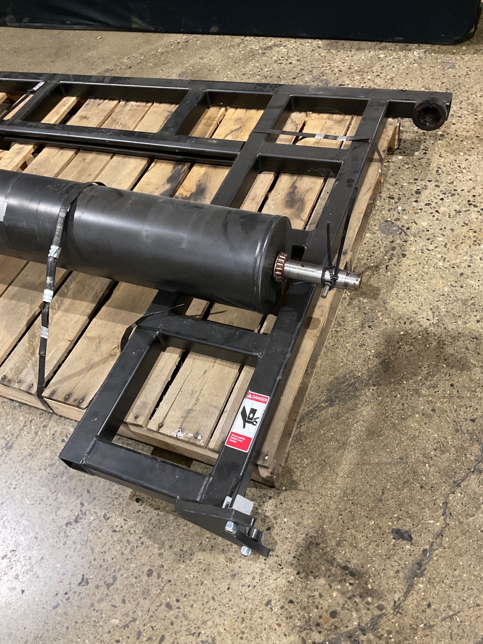 GORBEL SS-99036 250 lbs Capacity Pedestal Jib Crane USED 8