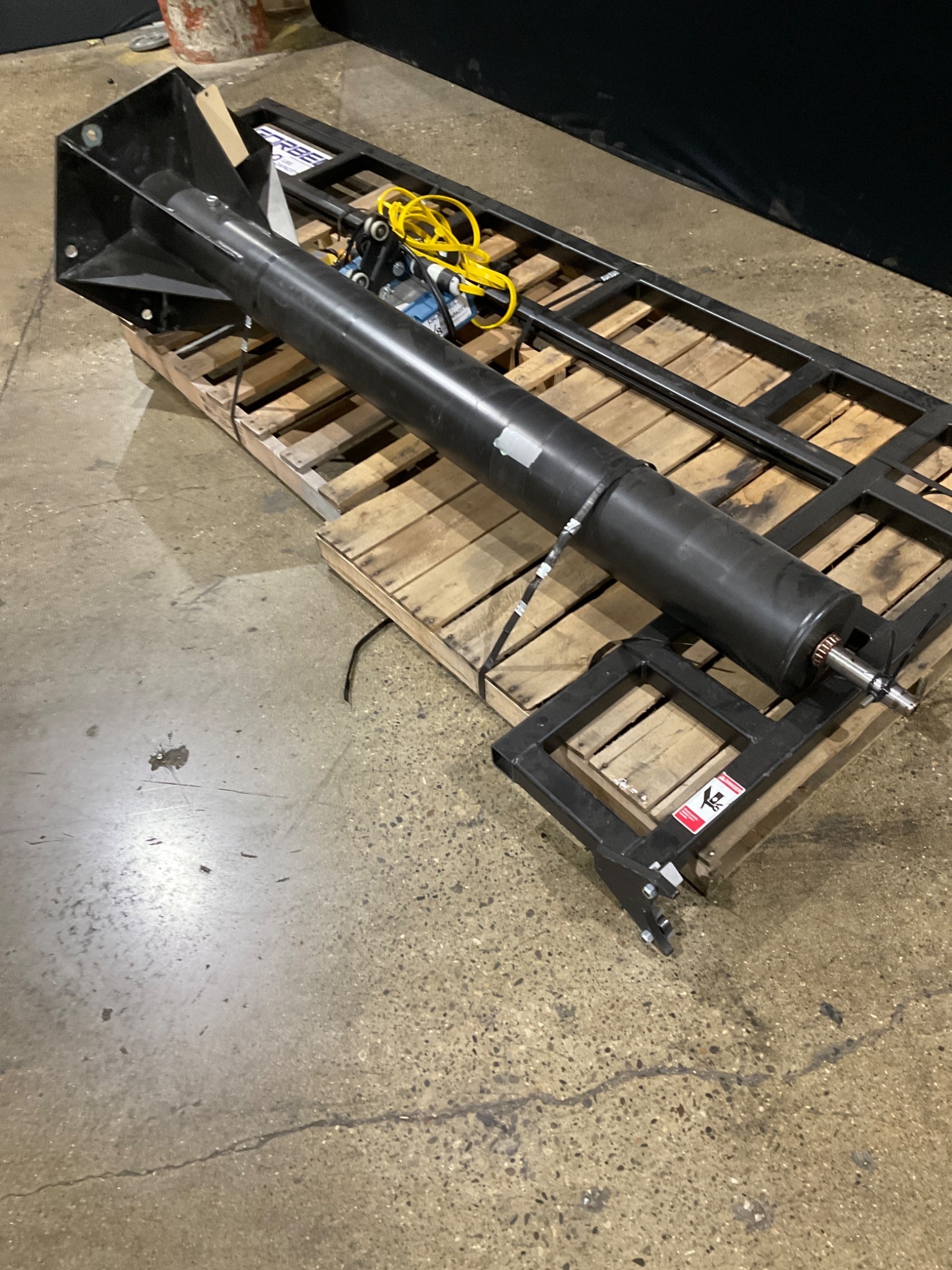 GORBEL SS-99036 250 lbs Capacity Pedestal Jib Crane USED 12