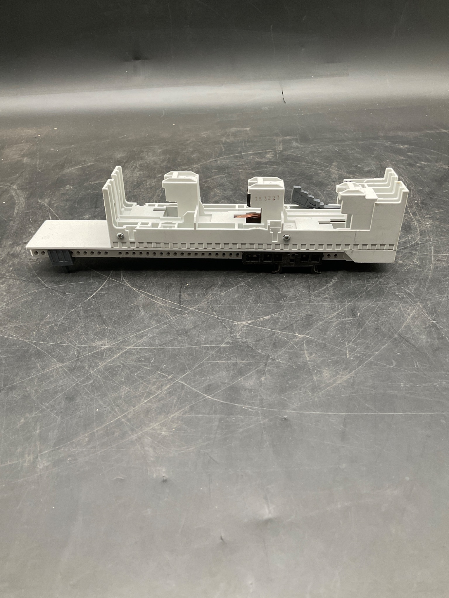 SIEMENS 8US1250-5AT10 Busbar System Component USED 2