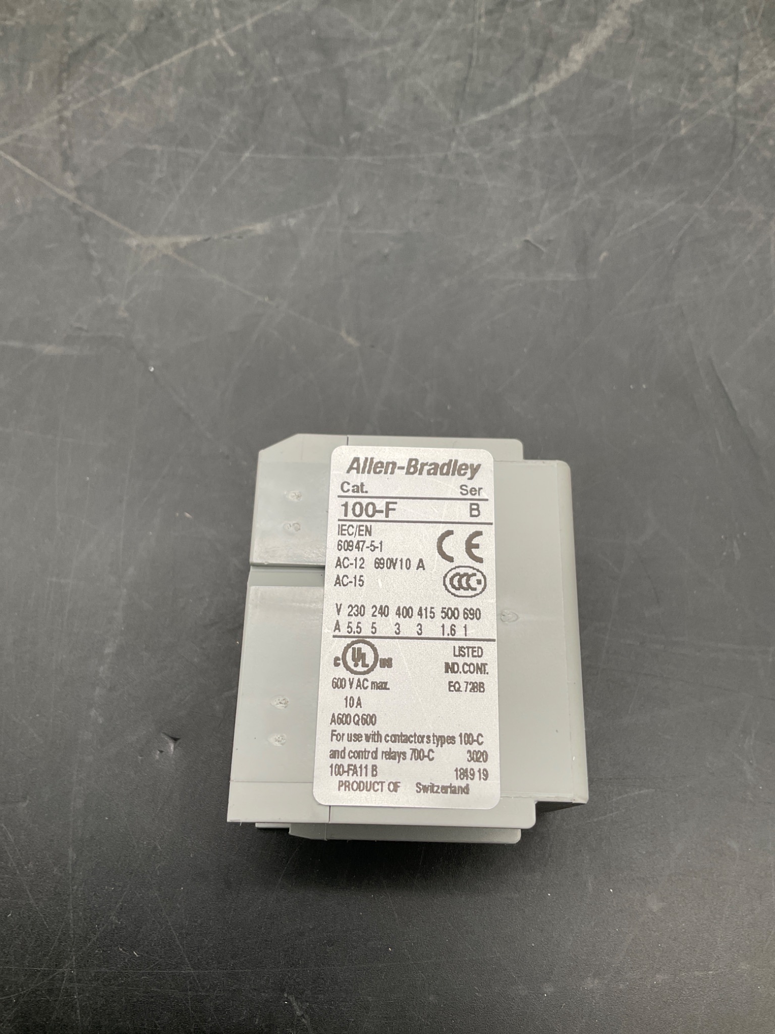 ALLEN BRADLEY 100-F IEC Contactor NEW 3