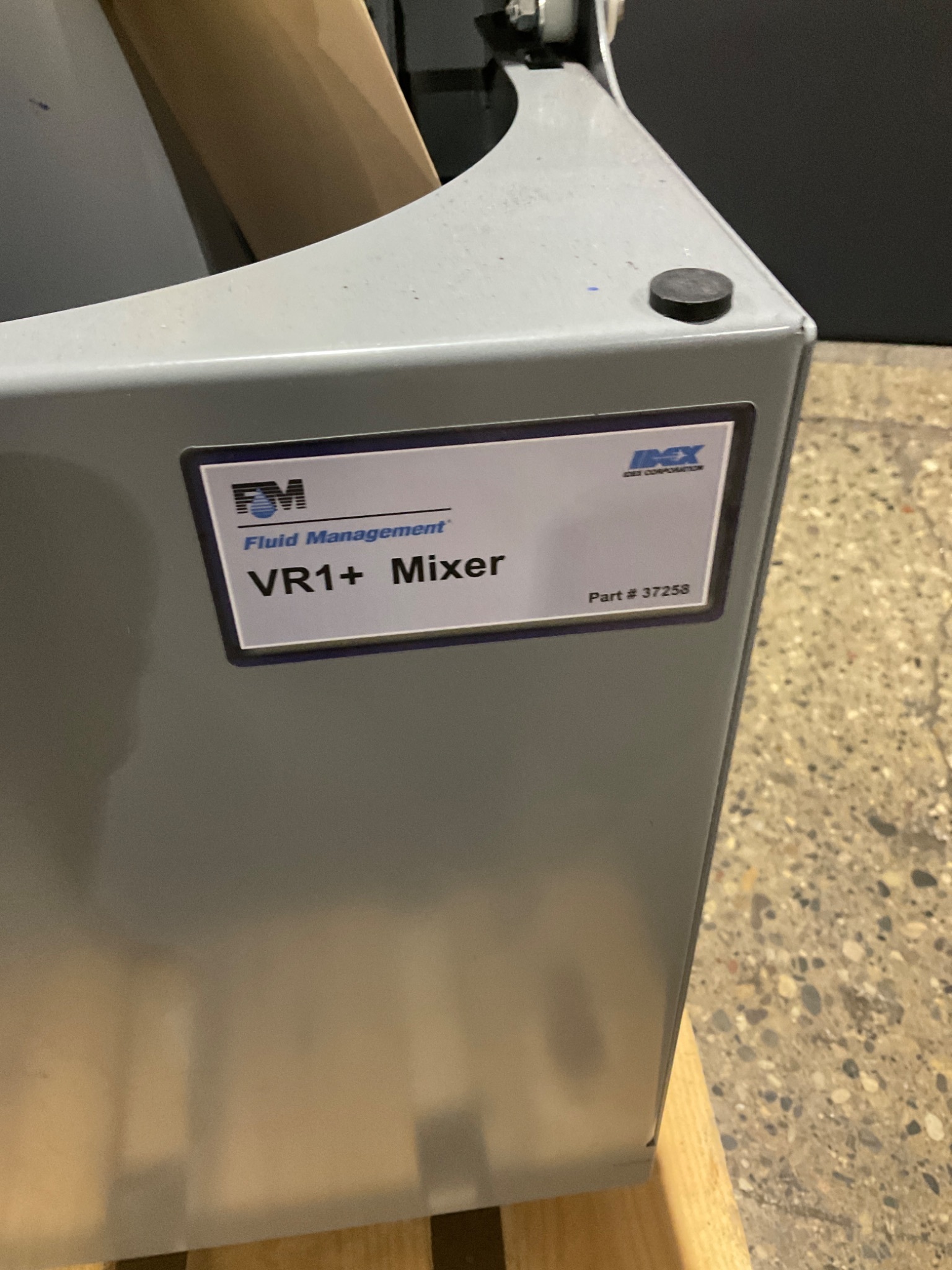 FLUID MANAGEMENT 37258 VR1+ Mixer 120V 60Hz 6A USED 4